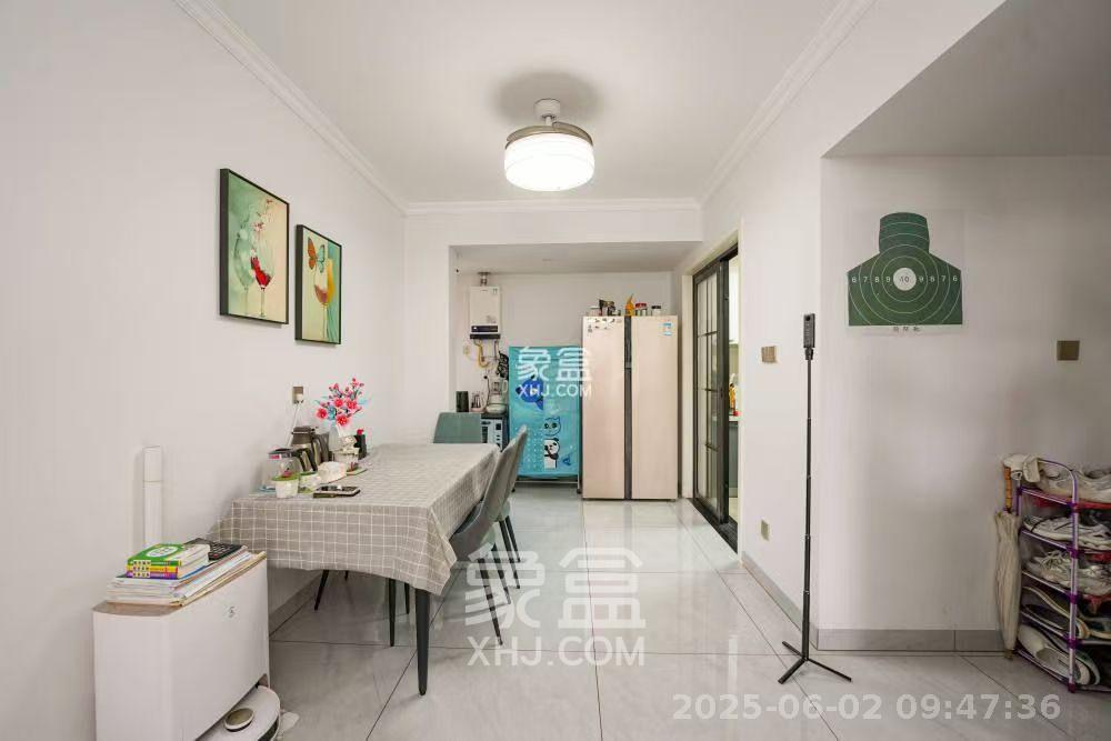 凯富南方鑫城 3室2厅2卫 3000.0元/月 凯富南方鑫城 3室2厅2卫 3000.0元/月室内图