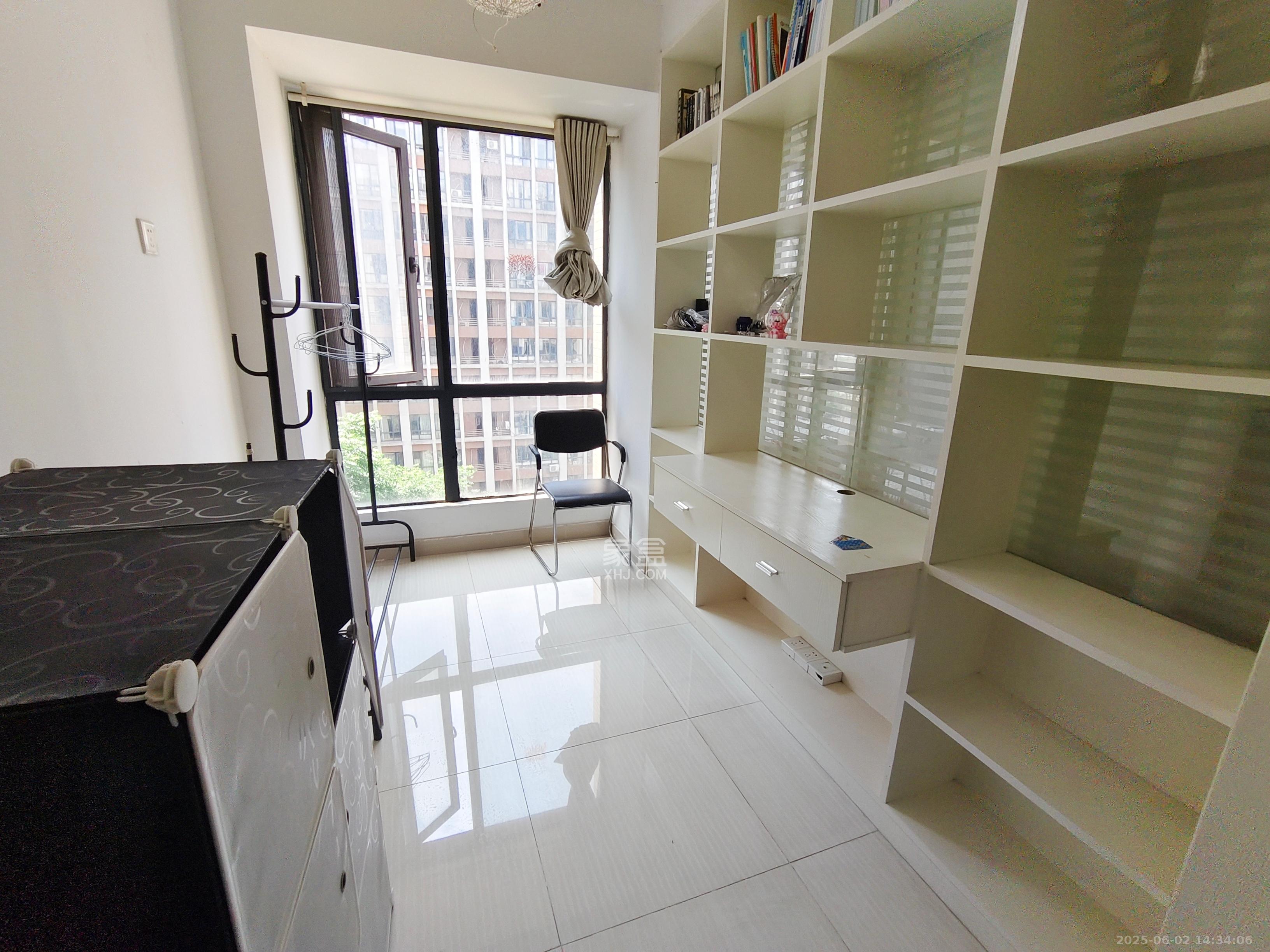 中建芙蓉工社  2室1厅1卫    1500.0元/月室内图