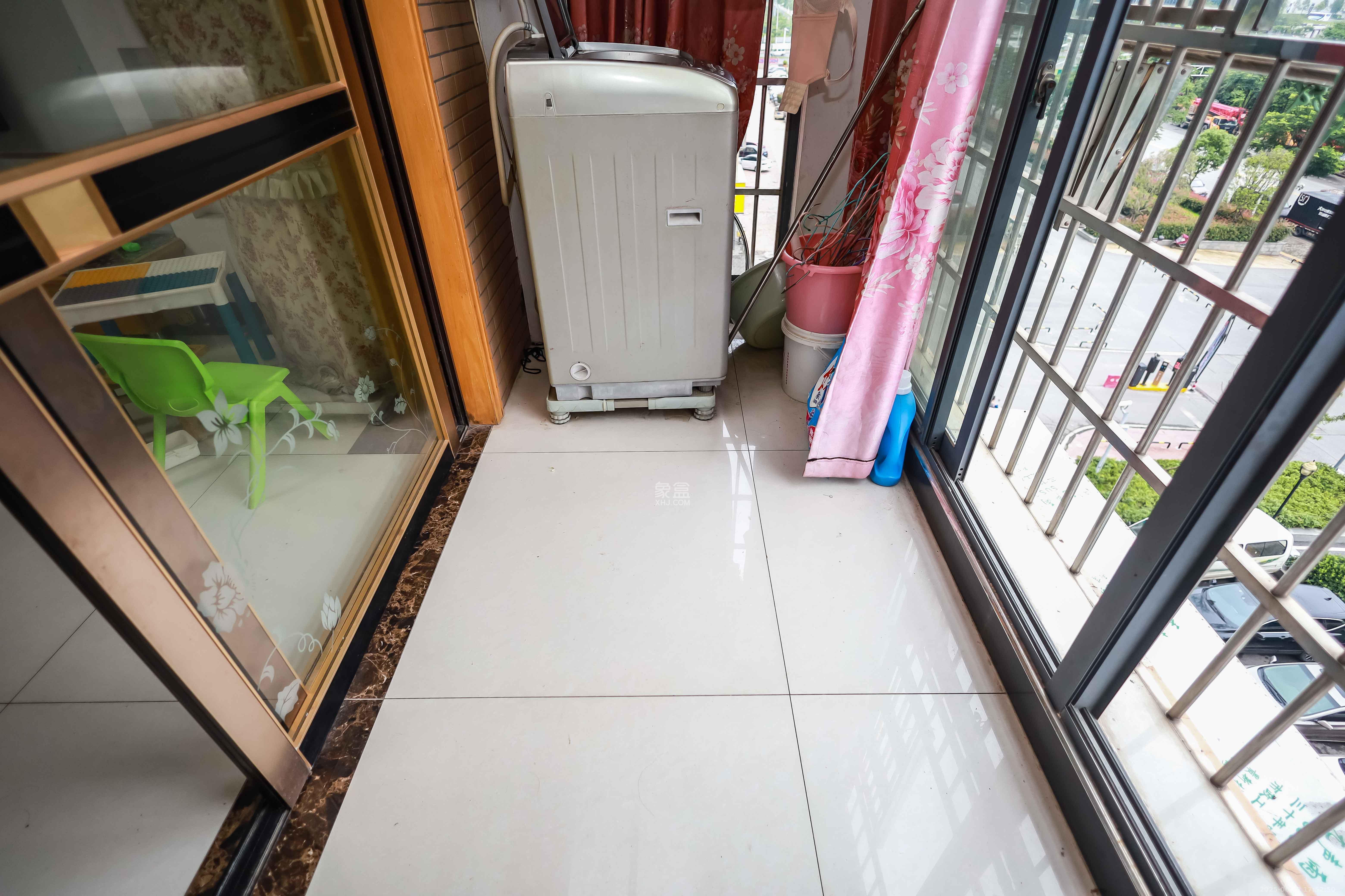 华龙家园(和泰家园) 2室1厅1卫 46.0万 华龙家园(和泰家园) 2室1厅1卫 46.0万阳台