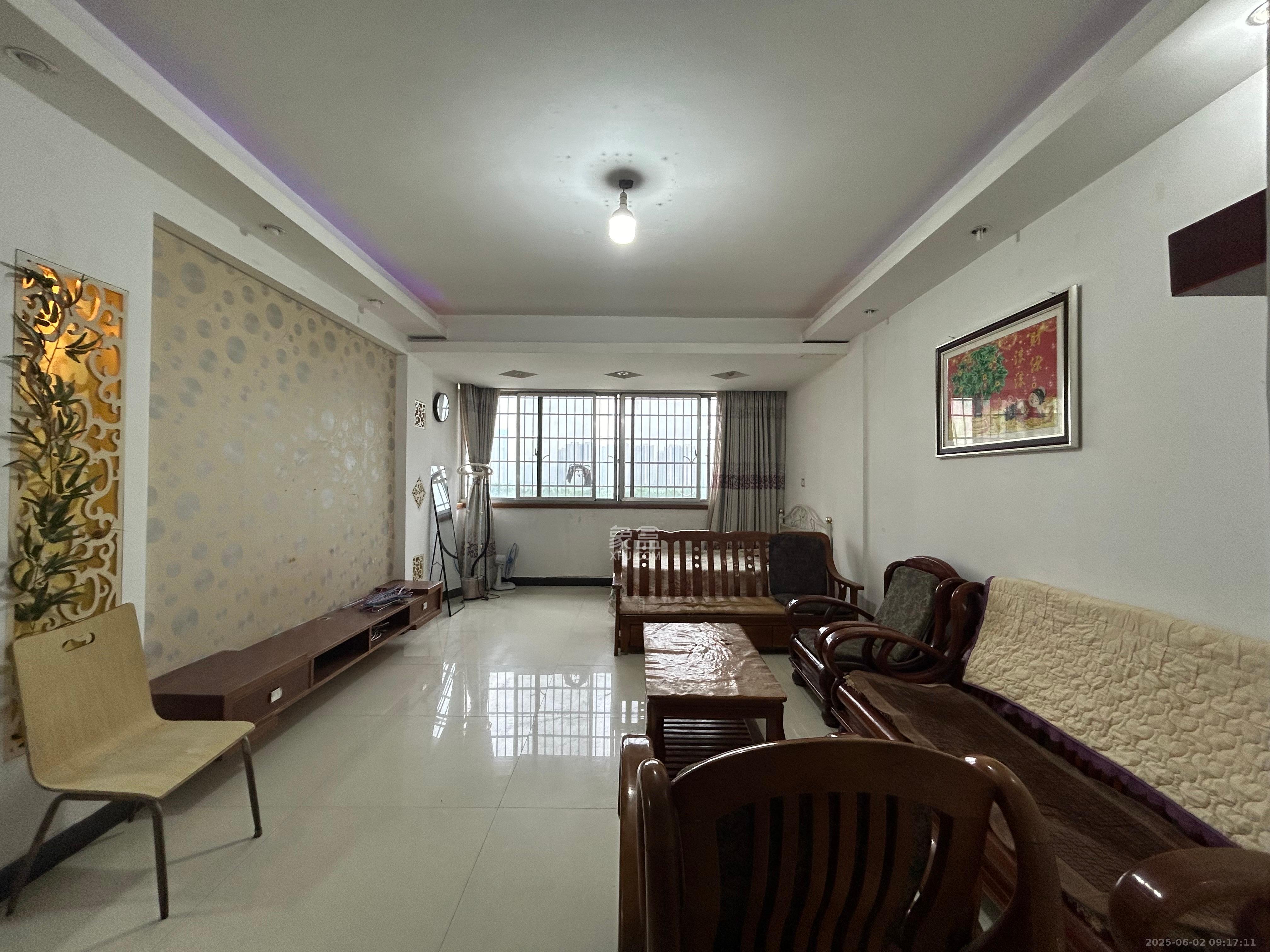 杉木村安置小区 3室1厅2卫 1500.0元/月 杉木村安置小区 3室1厅2卫 1500.0元/月室内图