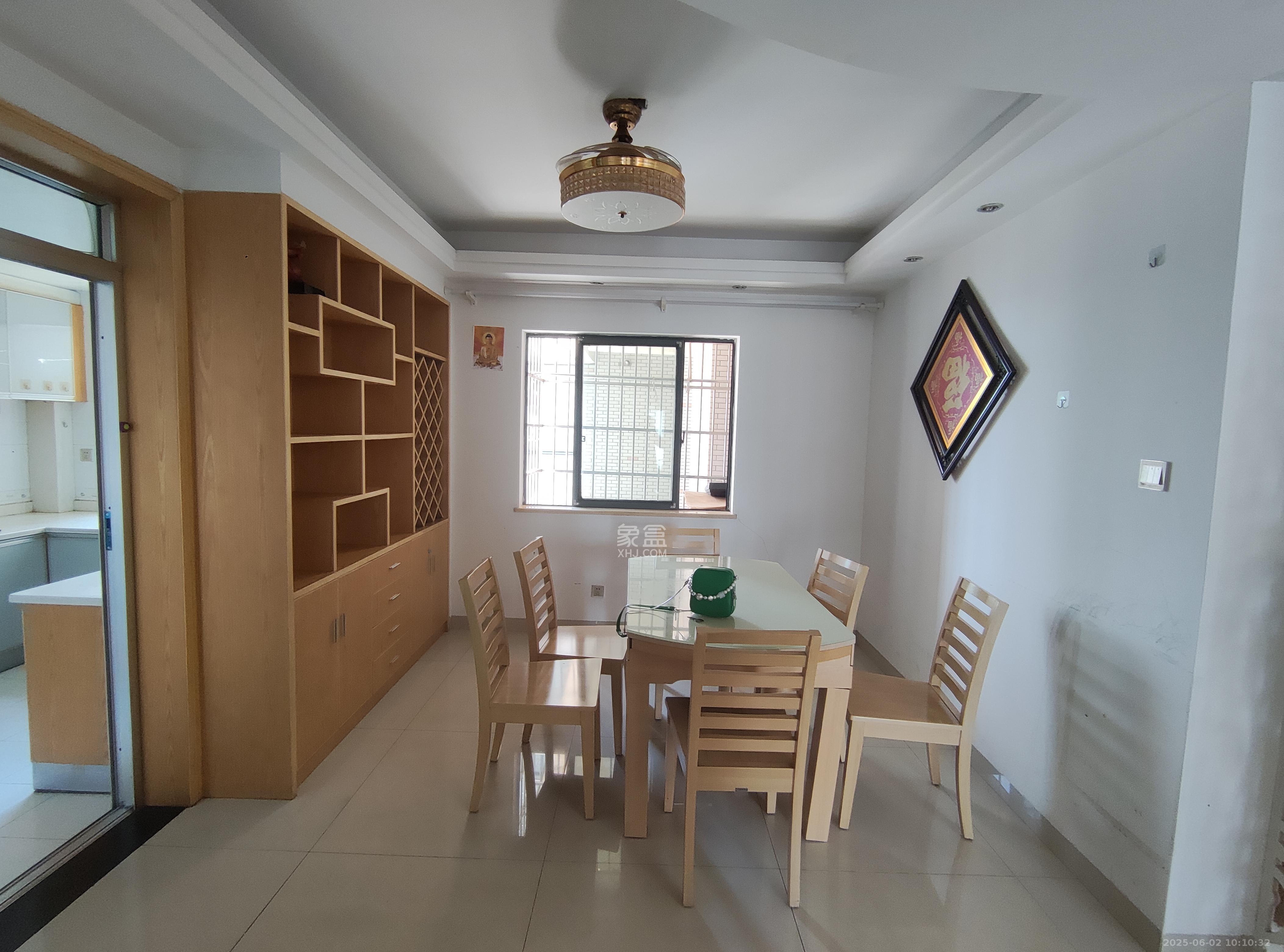 曙光领峰(曙光家园) 3室2厅2卫 3000.0元/月 曙光领峰(曙光家园) 3室2厅2卫 3000.0元/月室内图