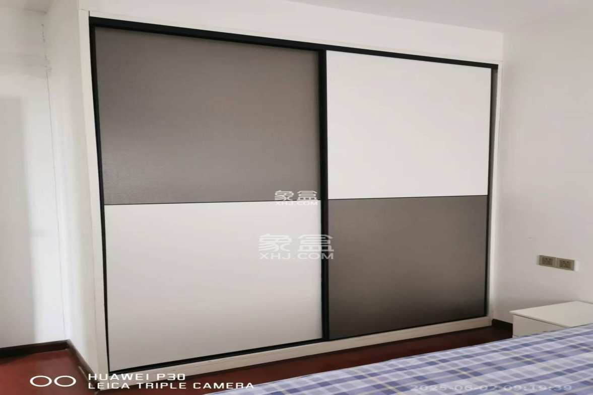 曙光领峰(曙光家园) 1室1厅1卫 2000.0元/月 曙光领峰(曙光家园) 1室1厅1卫 2000.0元/月室内图