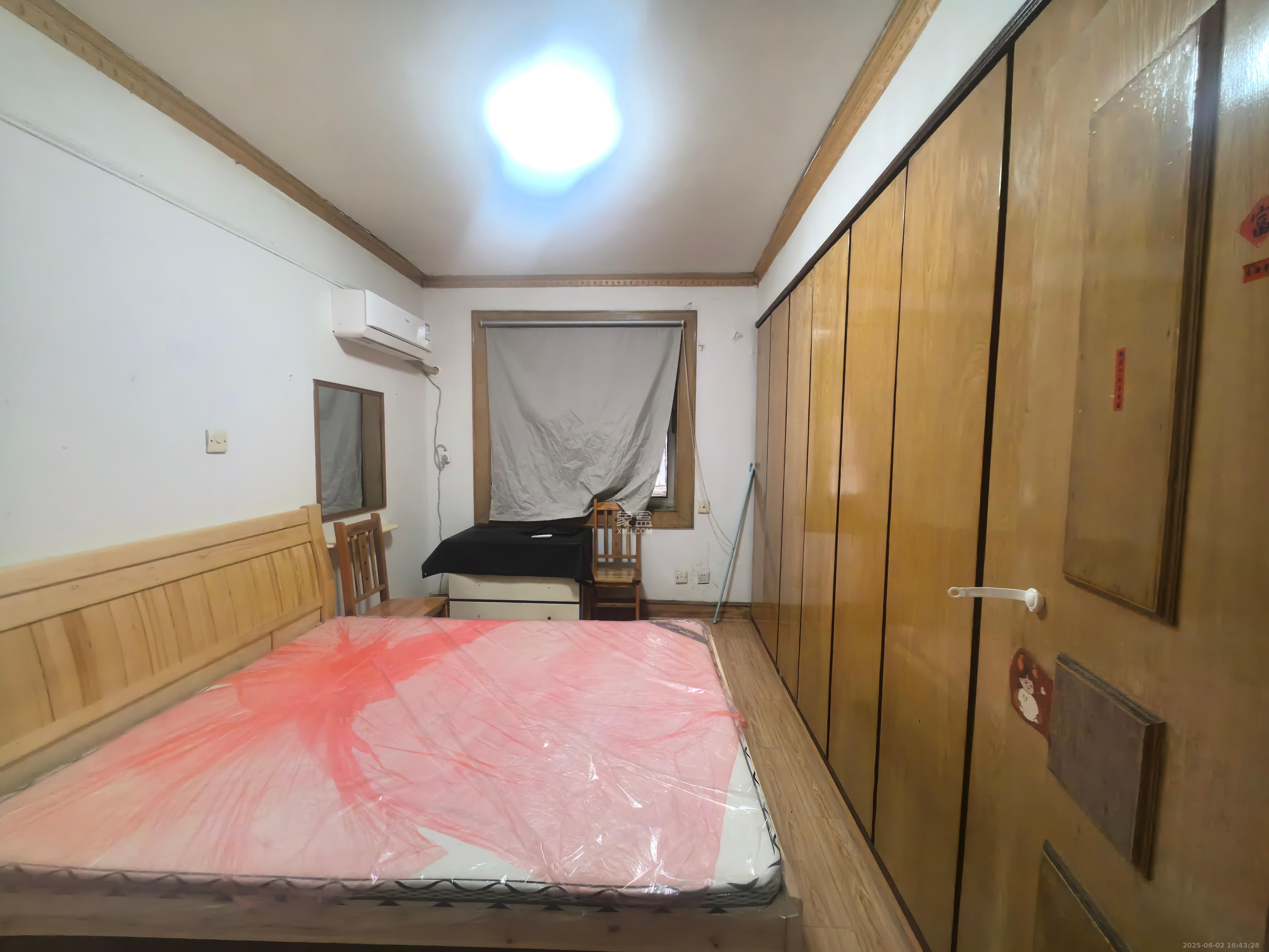 向韶村  4室2厅1卫   2100.00元/月室内图