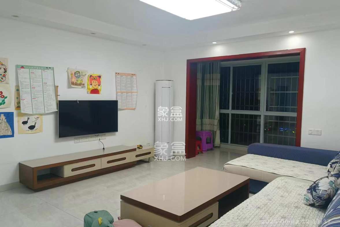 新蕾品阁居 4室2厅2卫 1900.0元/月 新蕾品阁居 4室2厅2卫 1900.0元/月室内图