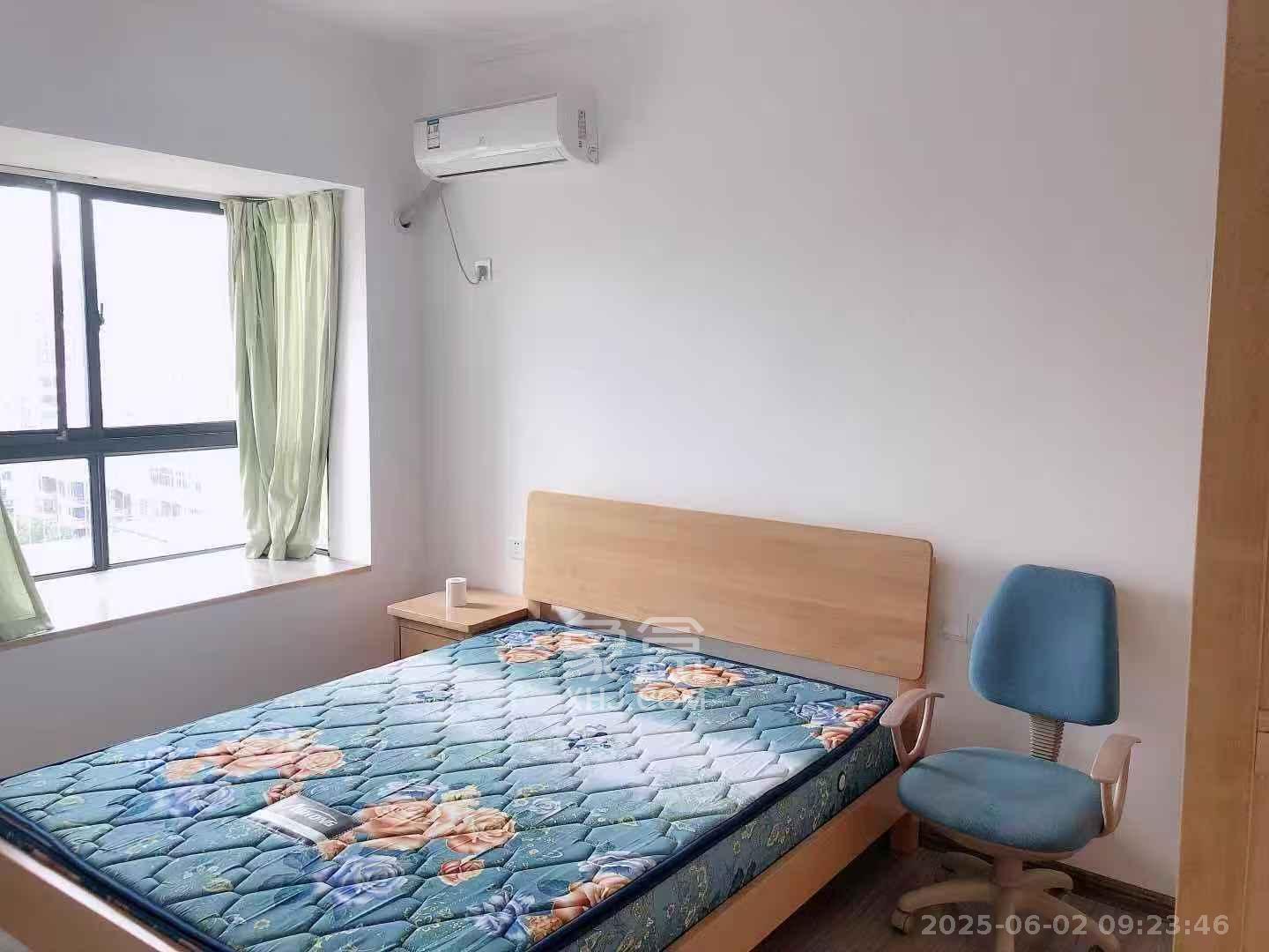曙光领峰（曙光家园）  3室2厅2卫   3500.00元/月室内图
