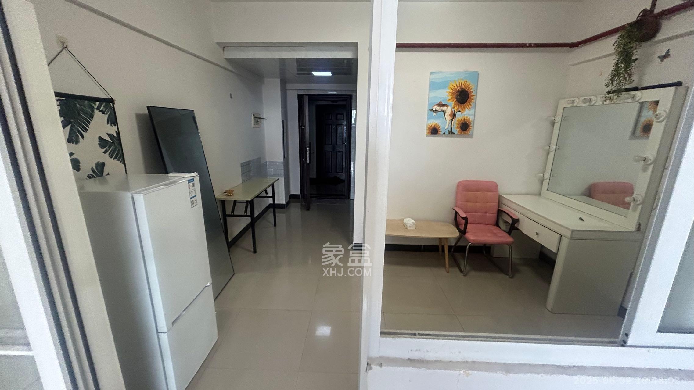 气象佳园 1室1厅1卫 1000.0元/月 气象佳园 1室1厅1卫 1000.0元/月室内图