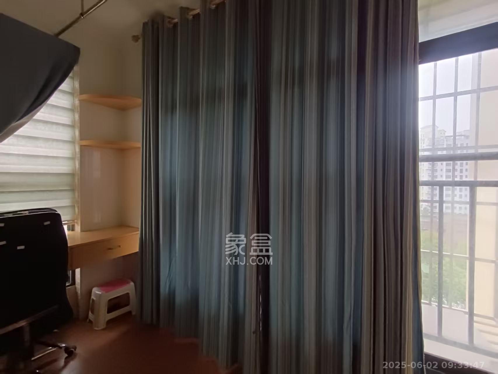 中建麓山和苑  2室2厅2卫   2000.00元/月室内图