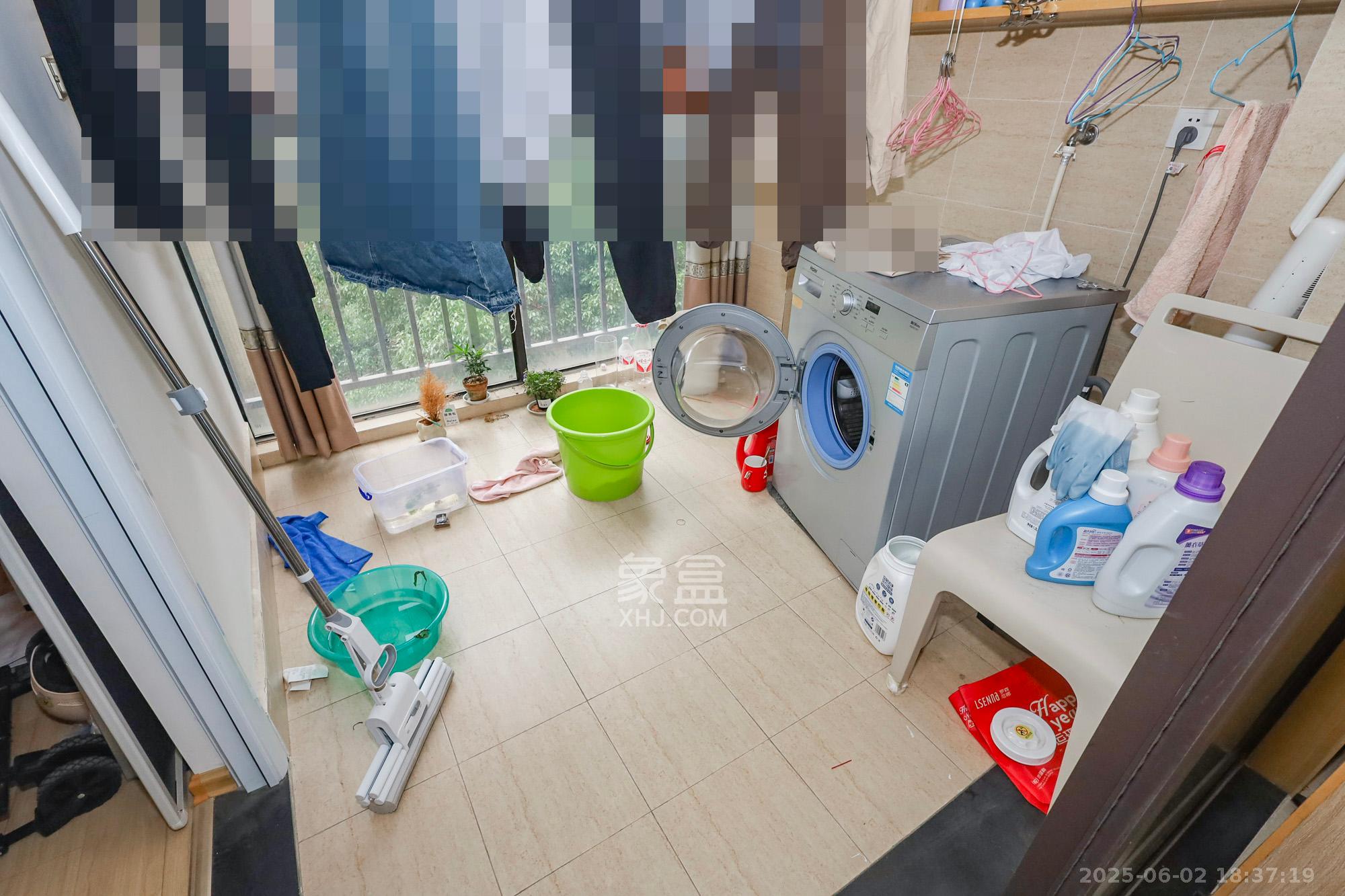 钰龙天下二期（钰龙佳园）  2室2厅1卫   190.00万阳台