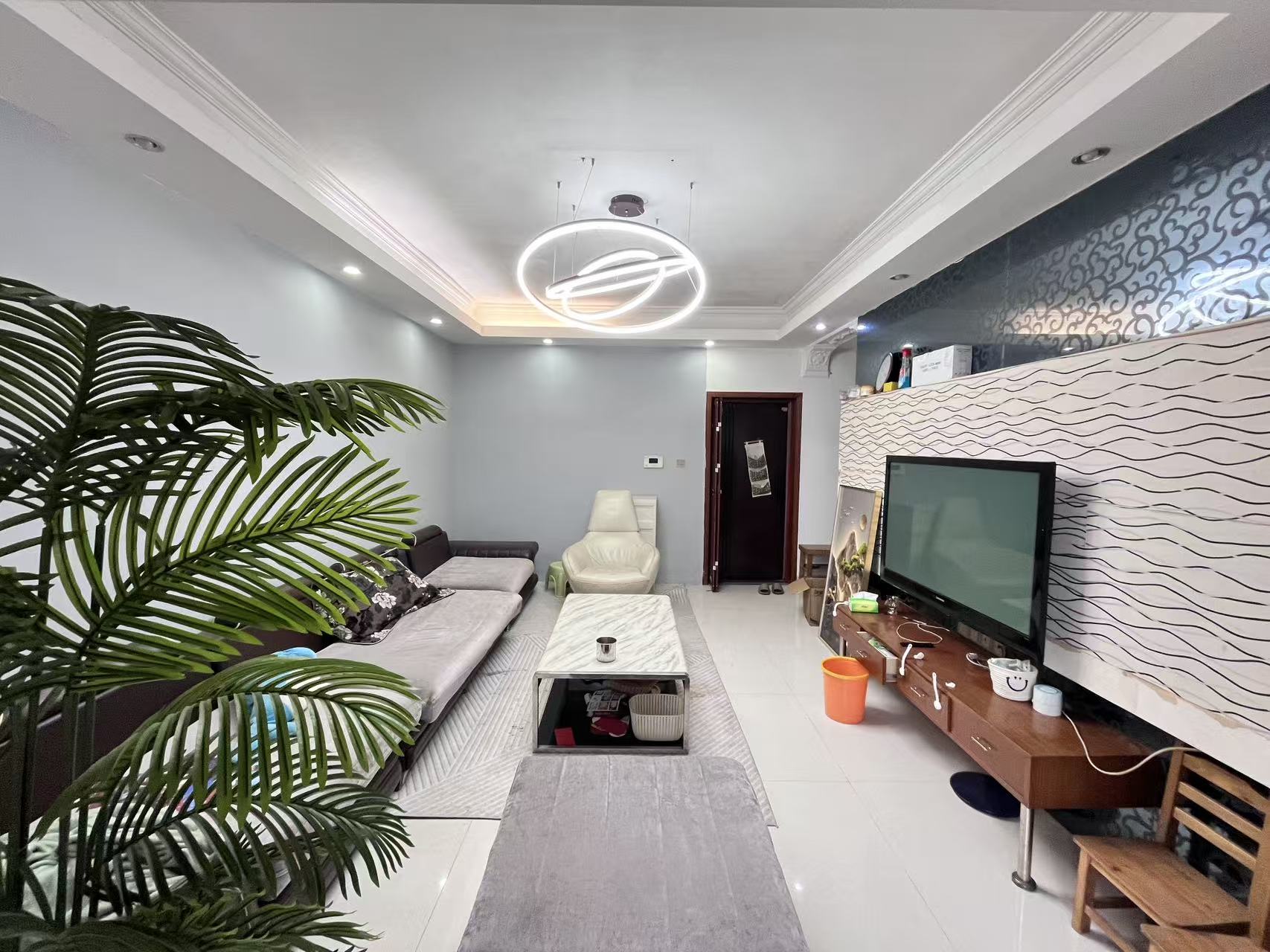 冠都现代城(冠都幸福彼岸) 3室0厅0卫 1500.0元/月 冠都现代城(冠都幸福彼岸) 3室0厅0卫 1500.0元/月室内图