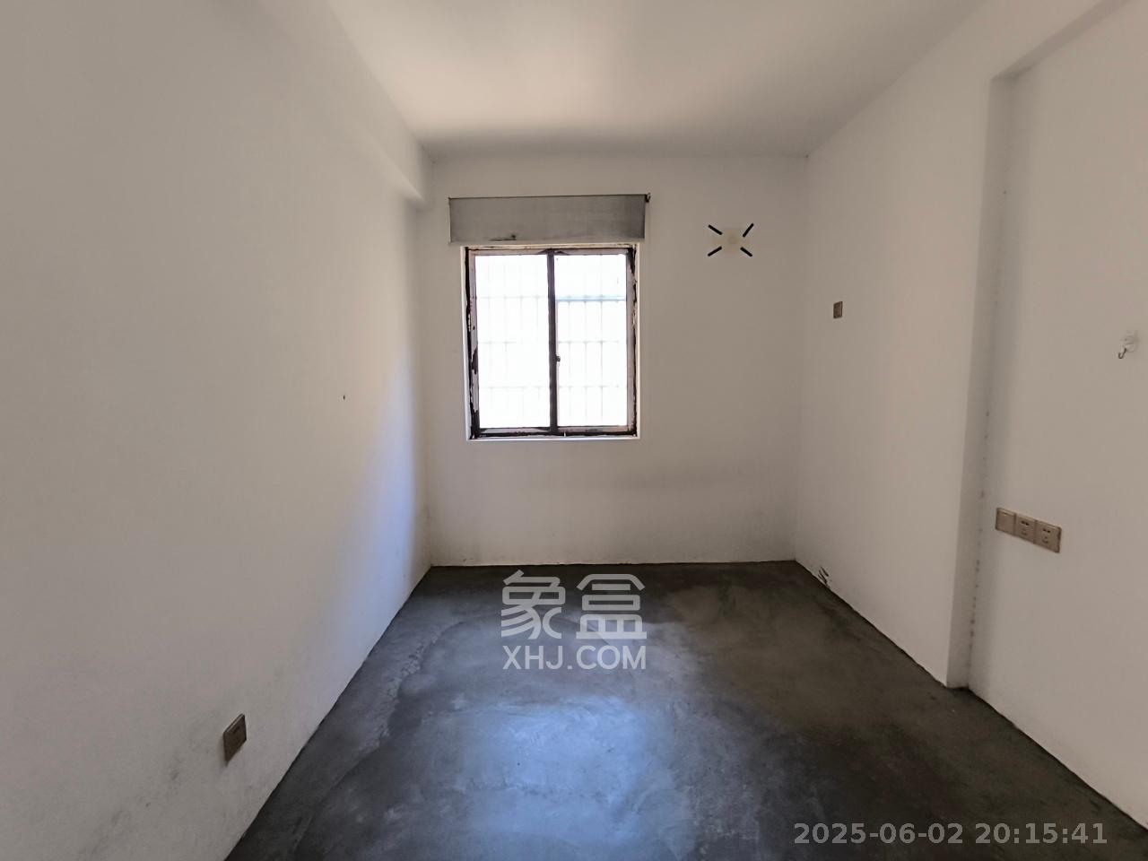 联丰苑  3室2厅2卫    1800.0元/月 联丰苑  3室2厅2卫    1800.0元/月室内图