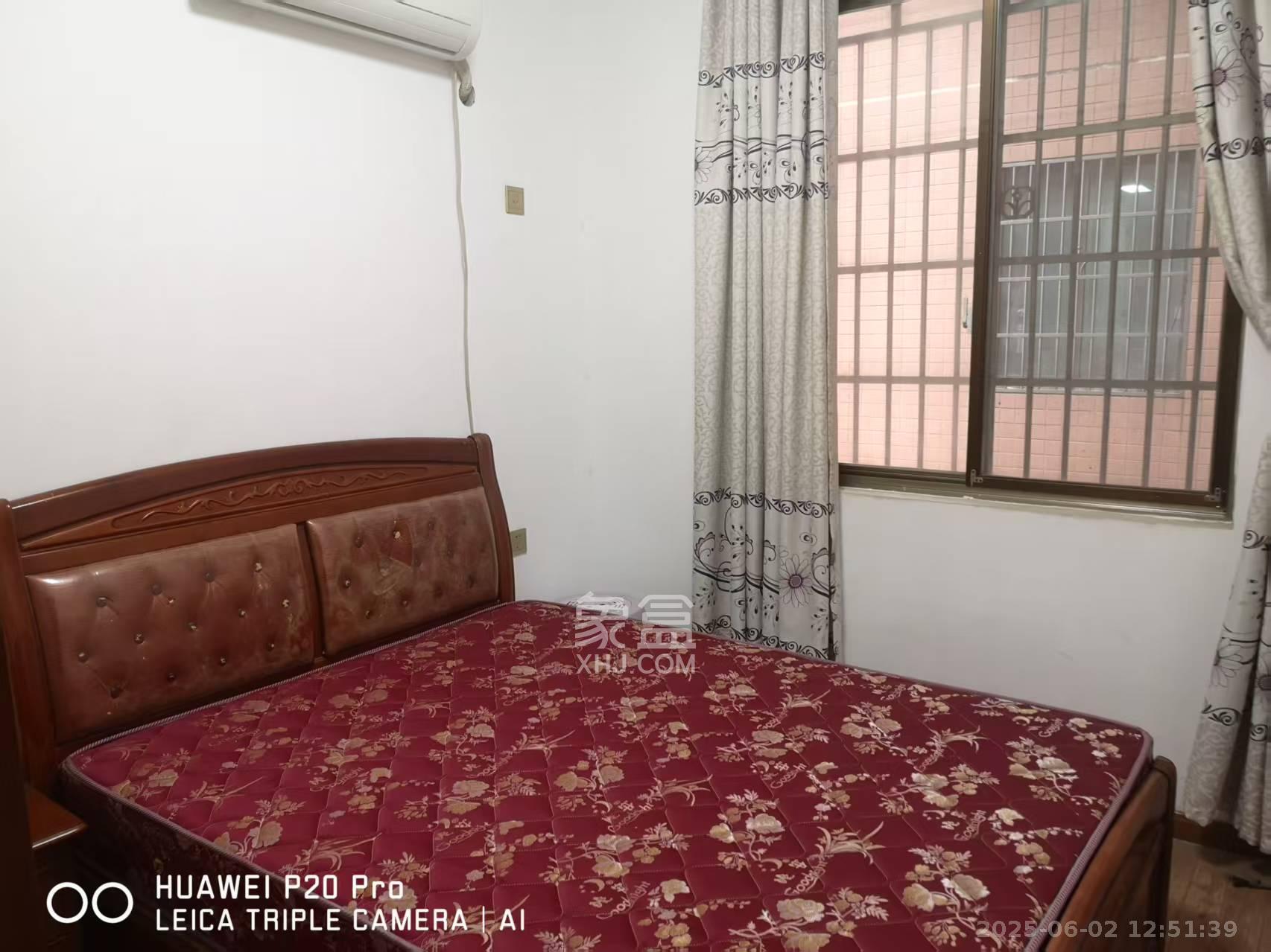 蟠龙欣苑 3室2厅2卫 2000.0元/月 蟠龙欣苑 3室2厅2卫 2000.0元/月室内图