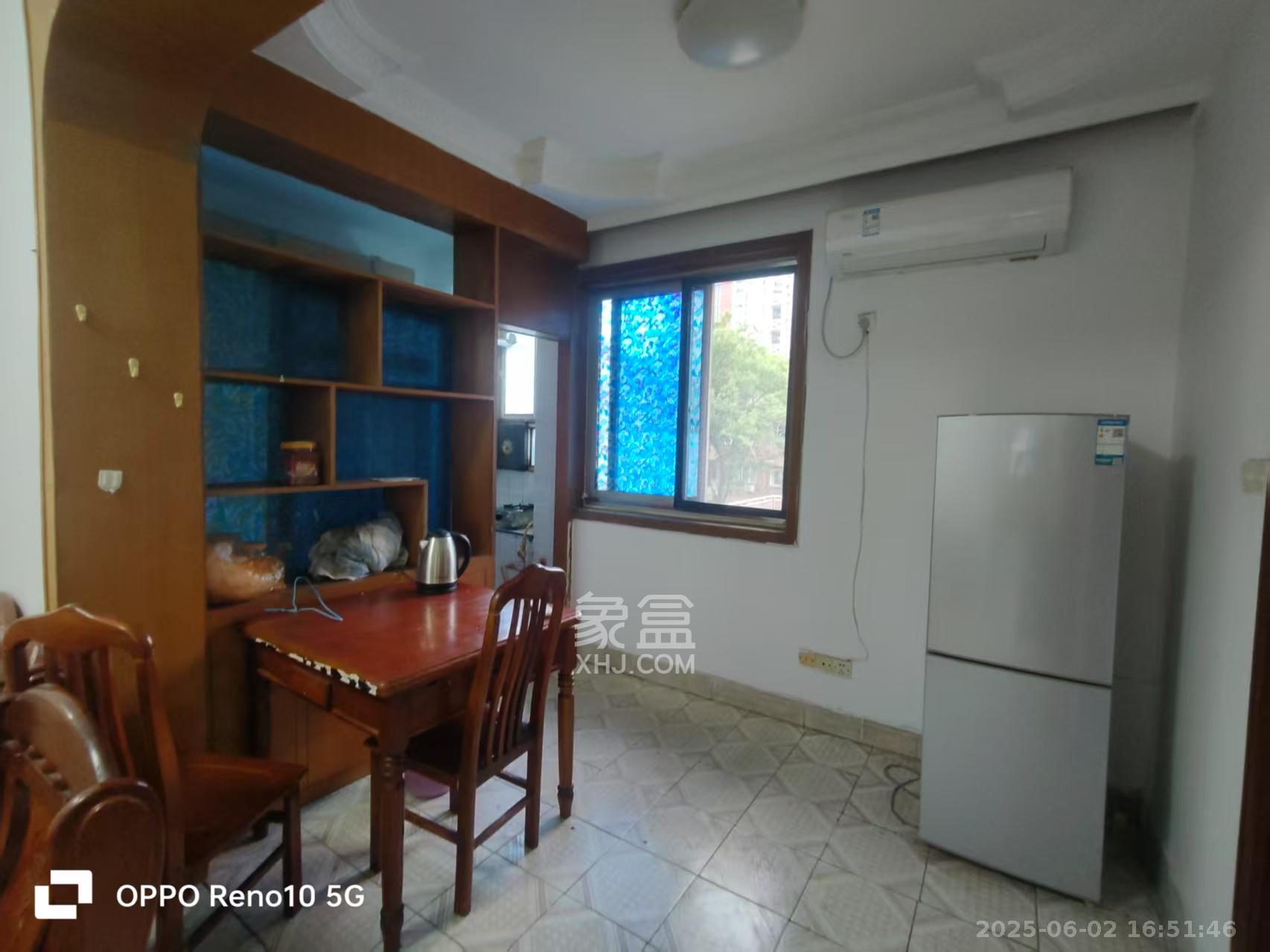 留芳岭社区 2室1厅1卫 1600.0元/月 留芳岭社区 2室1厅1卫 1600.0元/月室内图