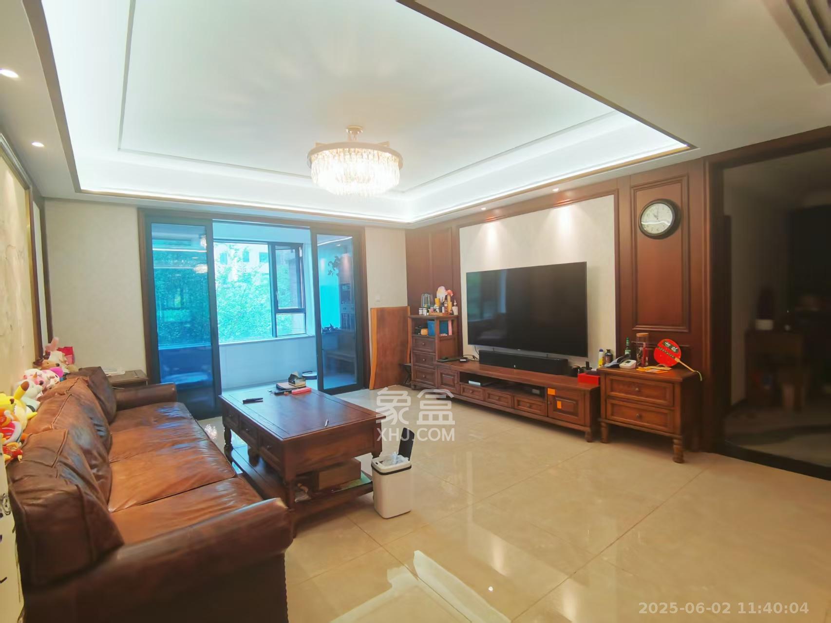 运达锦绣广场 3室2厅3卫 5500.0元/月 运达锦绣广场 3室2厅3卫 5500.0元/月室内图