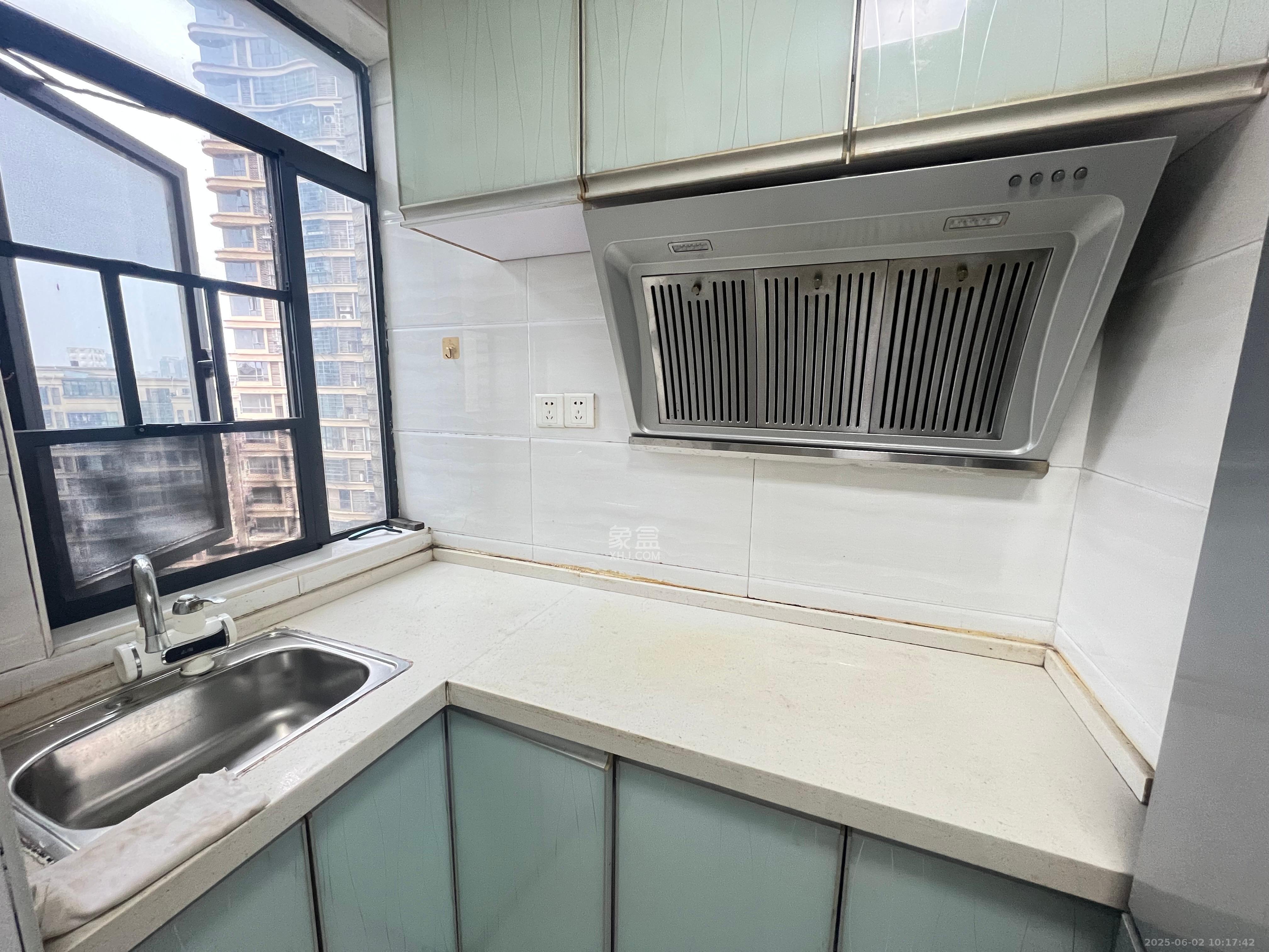 保利麓谷林语I区 1室1厅1卫 1100.0元/月 保利麓谷林语I区 1室1厅1卫 1100.0元/月室内图