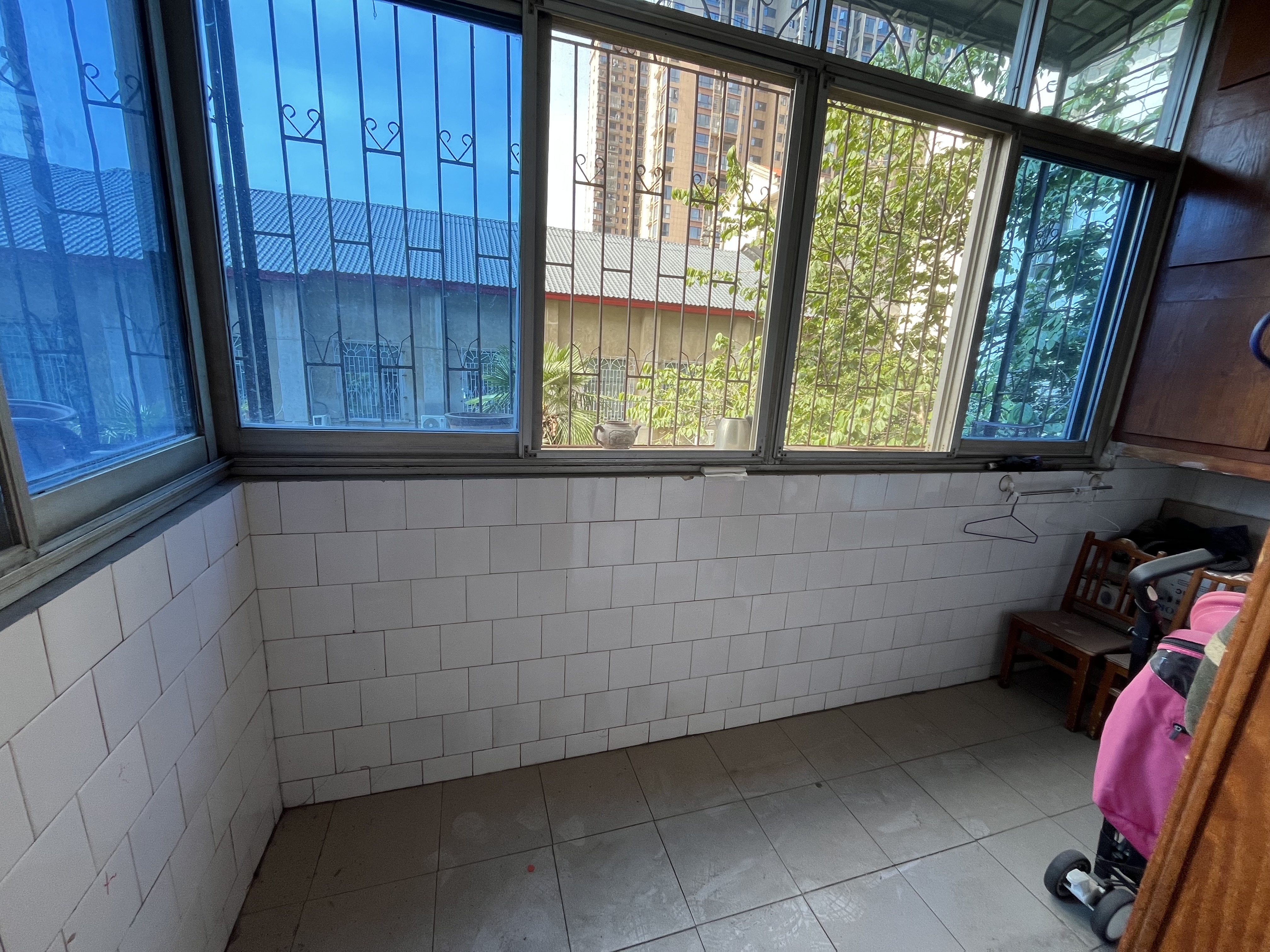 电力局家属楼 3室1厅1卫 800.0元/月 电力局家属楼 3室1厅1卫 800.0元/月室内图