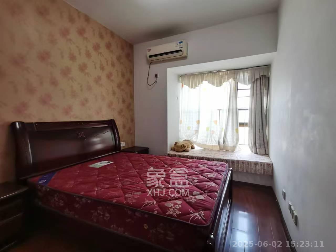 天健芙蓉盛世一期  3室2厅2卫    3400.0元/月 天健芙蓉盛世一期  3室2厅2卫    3400.0元/月室内图