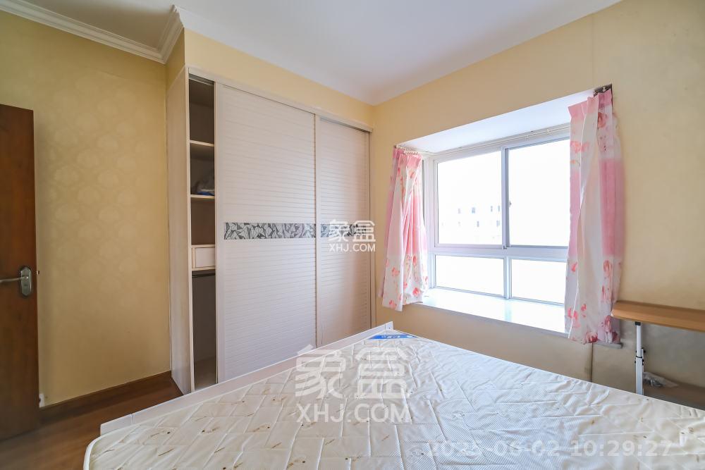 万丽景园  3室2厅2卫   2100.00元/月室内图