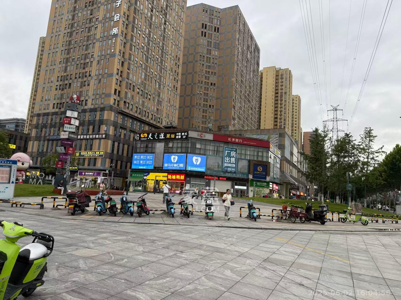 MOMA当代广场   100.0㎡      30000.0元/月室内图