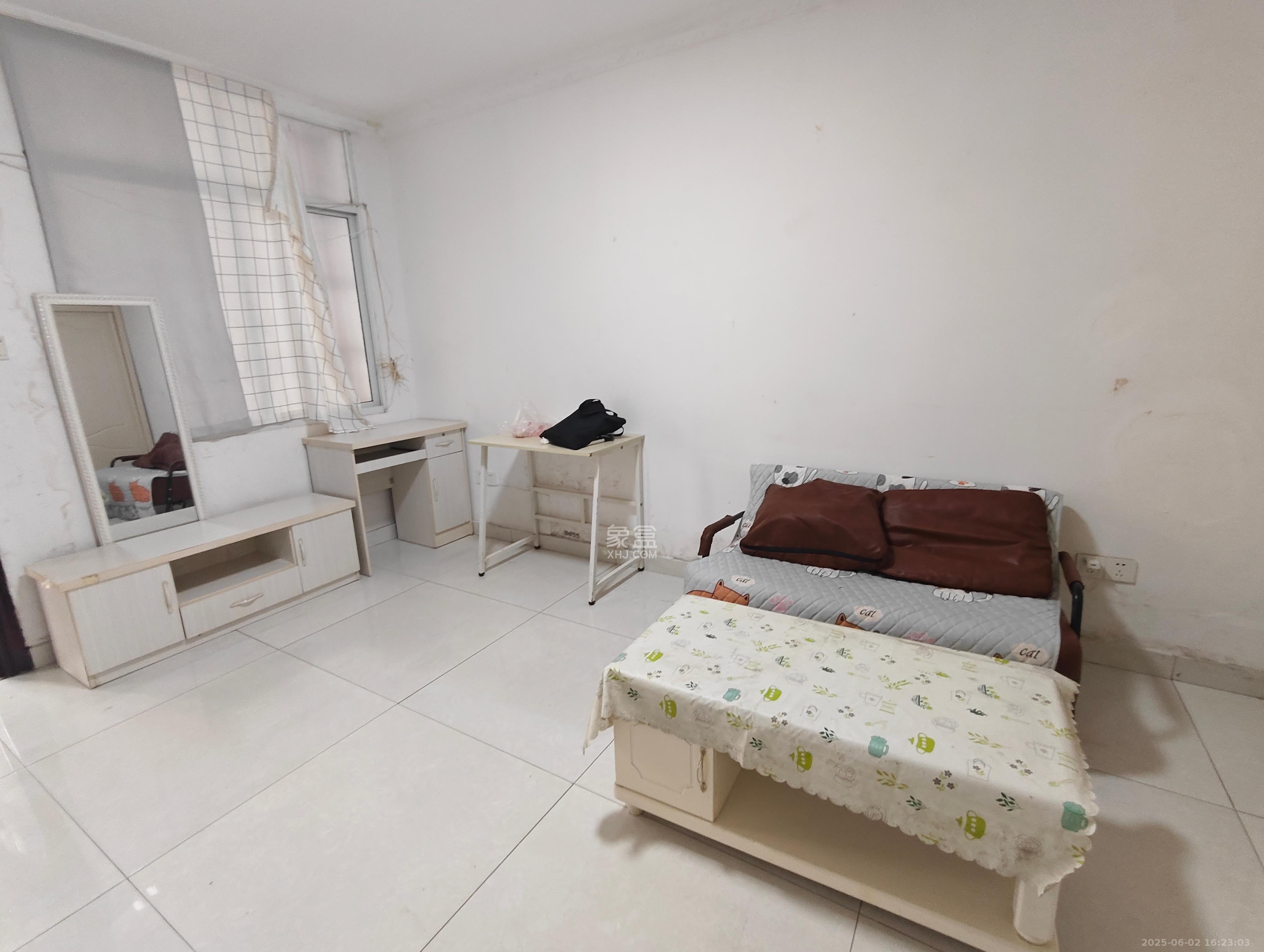 建湘新村  1室0厅1卫    1100.0元/月 建湘新村  1室0厅1卫    1100.0元/月室内图