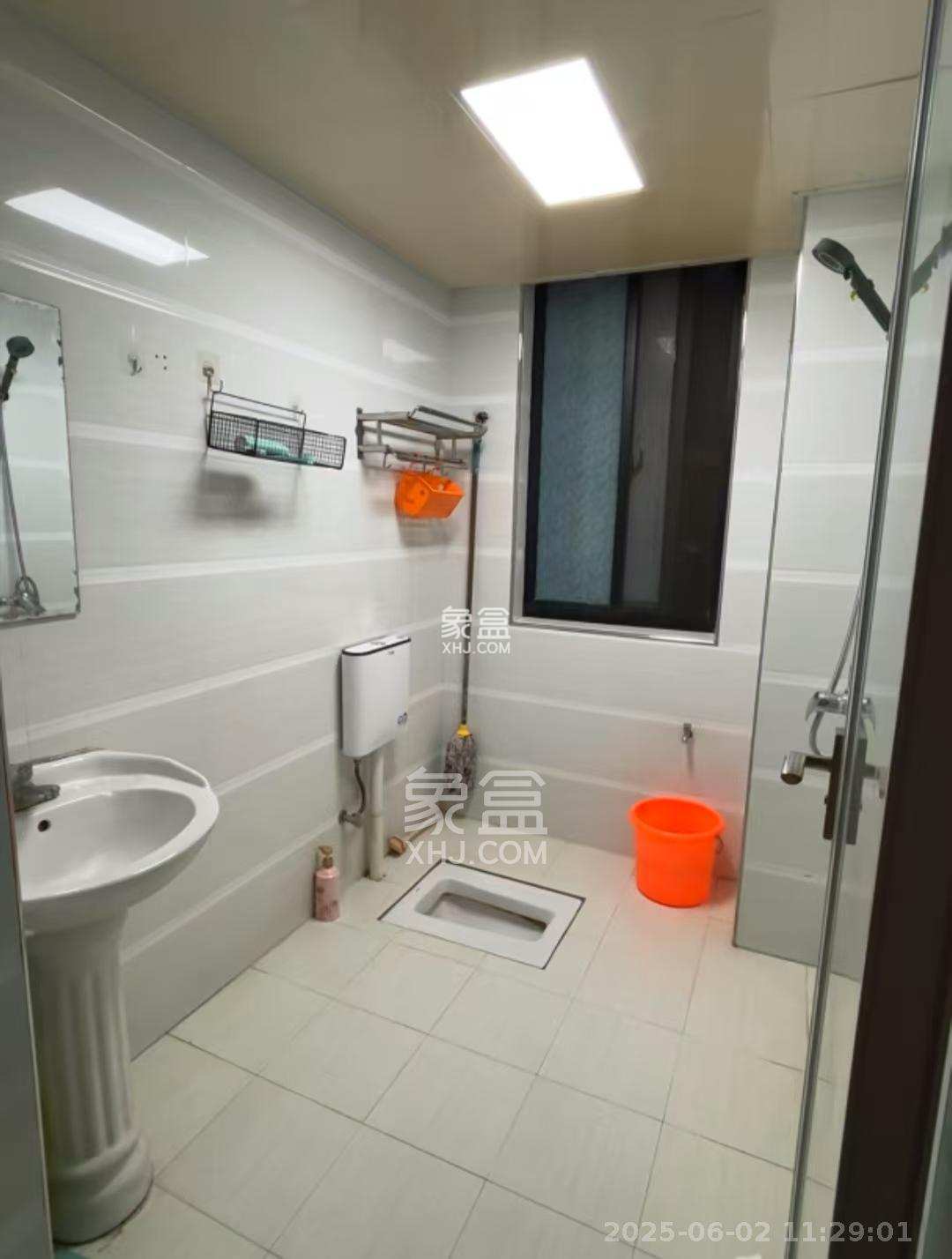 幸福郡音乐花园 2室2厅1卫 1550.0元/月 幸福郡音乐花园 2室2厅1卫 1550.0元/月室内图