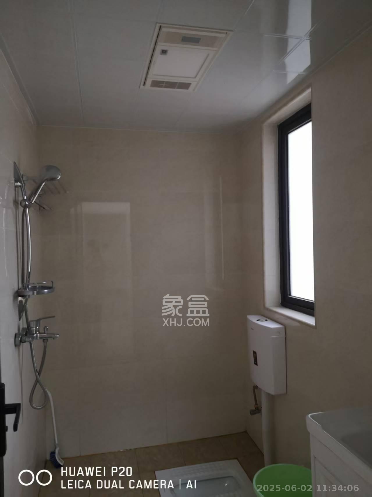 梅溪正荣府  4室2厅2卫   3500.00元/月室内图