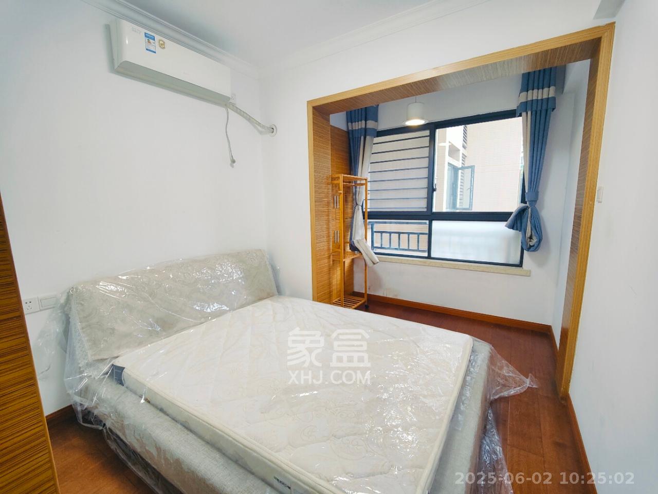 中建芙蓉嘉苑  3室2厅2卫   2600.00元/月室内图