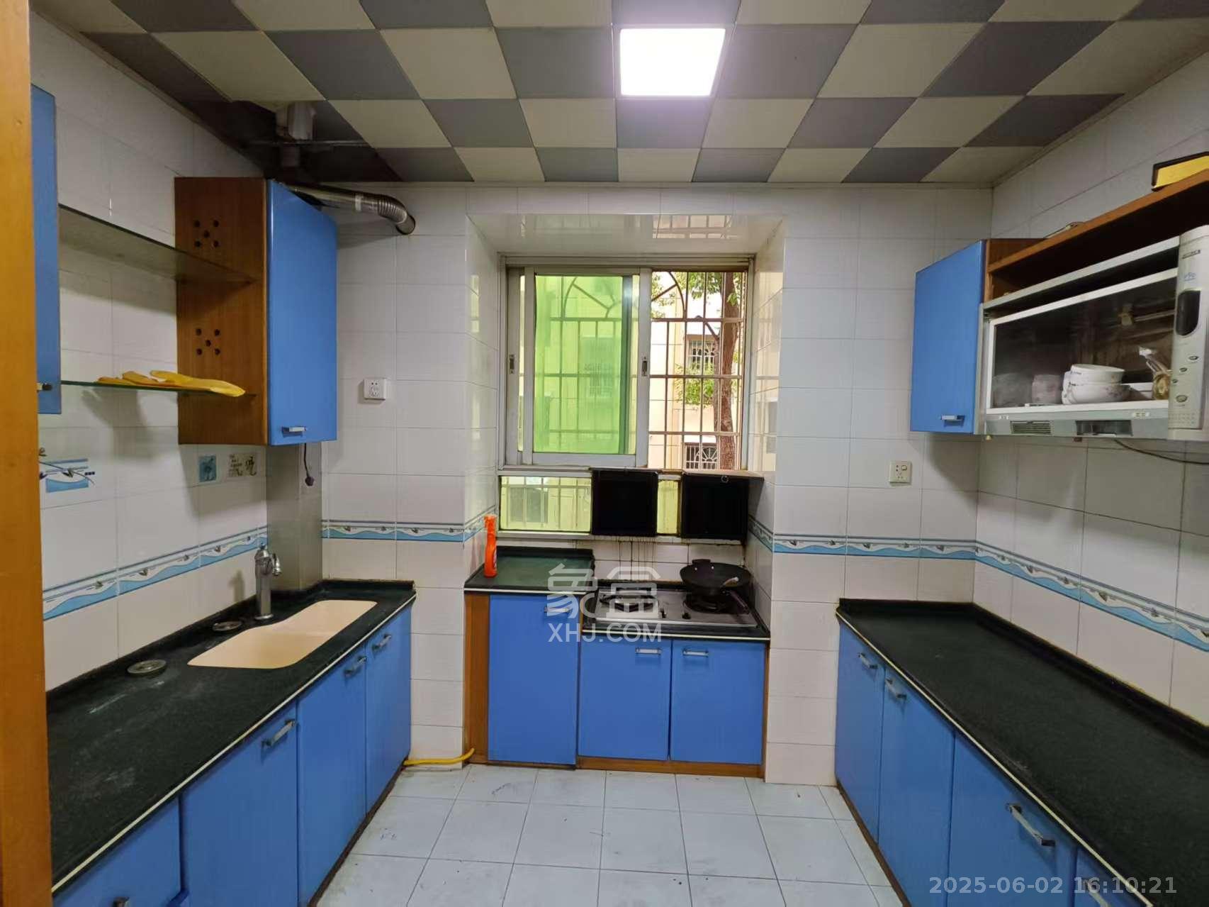 望兴家园 3室2厅2卫 2800.0元/月 望兴家园 3室2厅2卫 2800.0元/月室内图