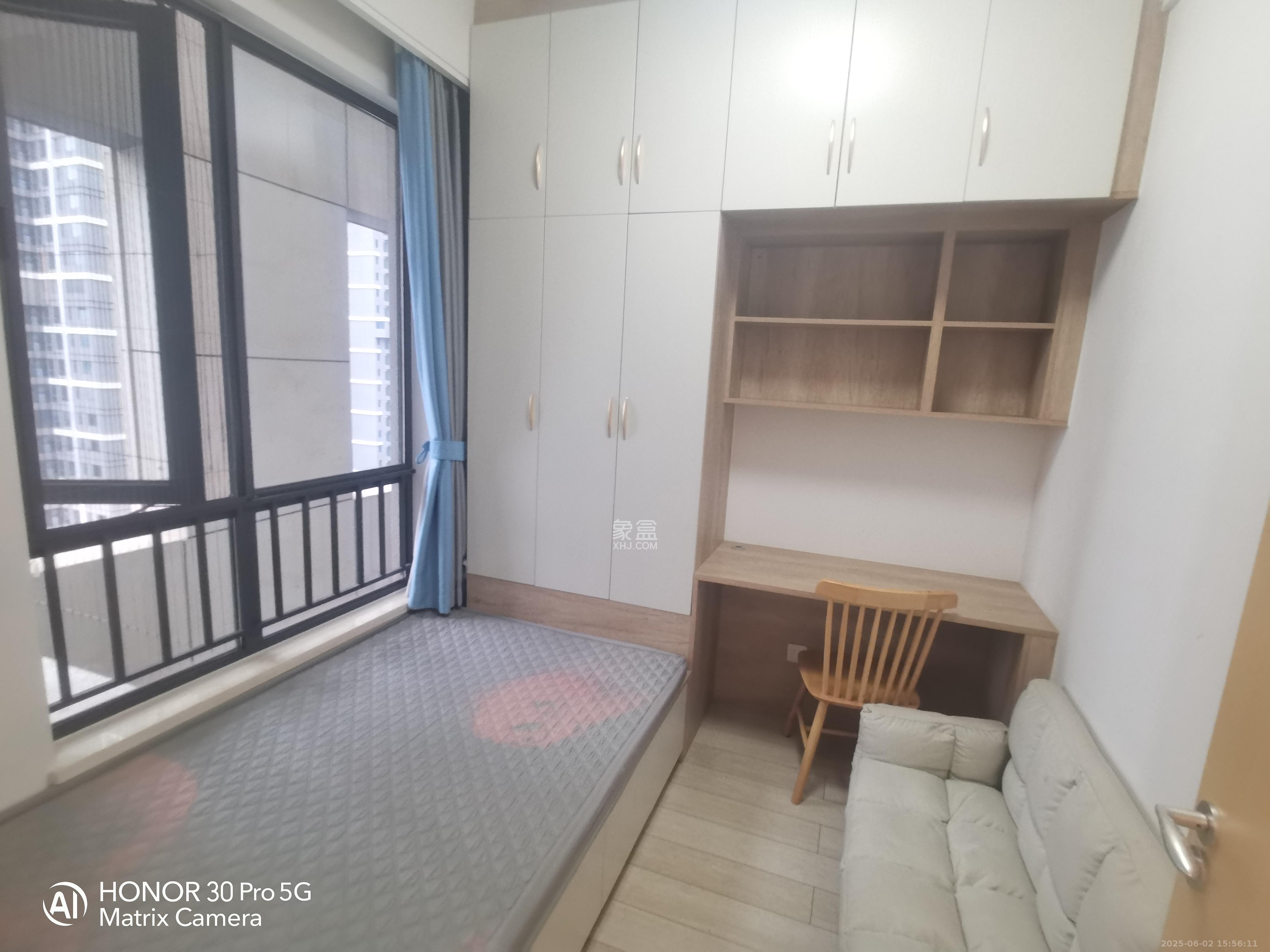 启迪协信中心  2室1厅1卫   2800.00元/月室内图