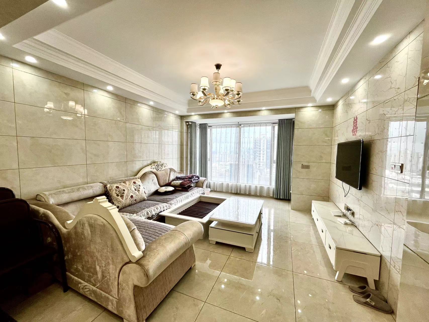 铂金汉宫  3室2厅2卫    81.8万 铂金汉宫  3室2厅2卫    81.8万室内图