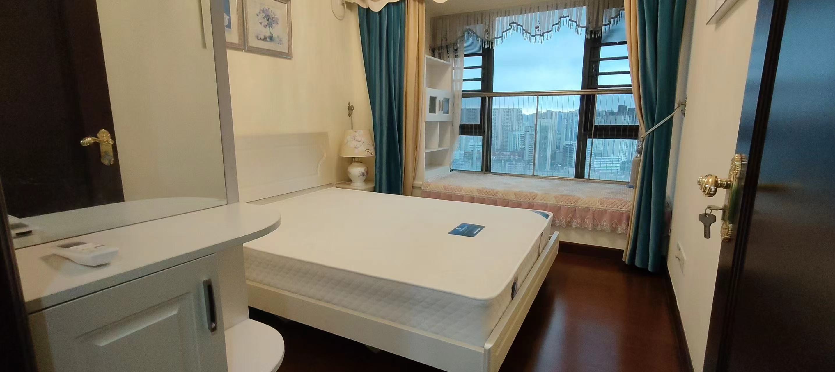 恒大外滩 3室2厅1卫 4000.0元/月 恒大外滩 3室2厅1卫 4000.0元/月室内图