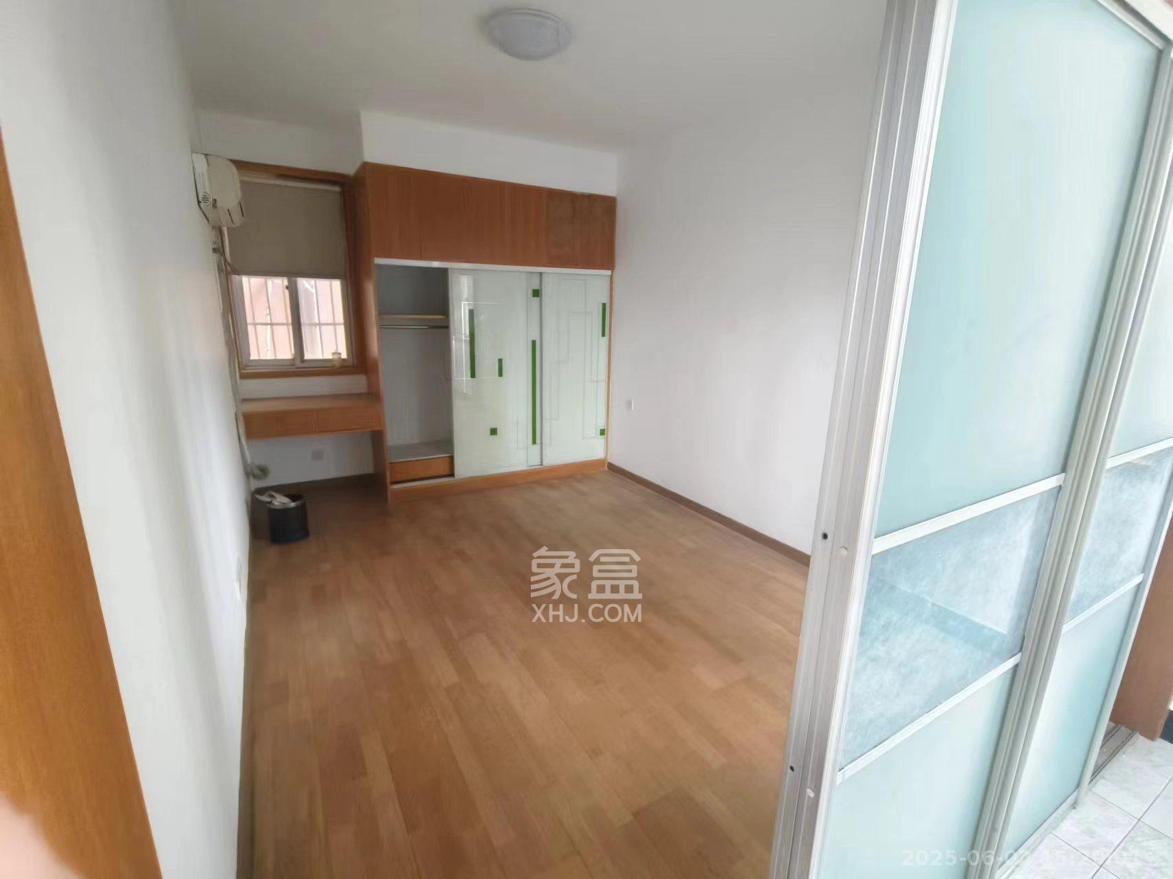 建鸿达现代公寓  2室1厅1卫   2600.00元/月室内图
