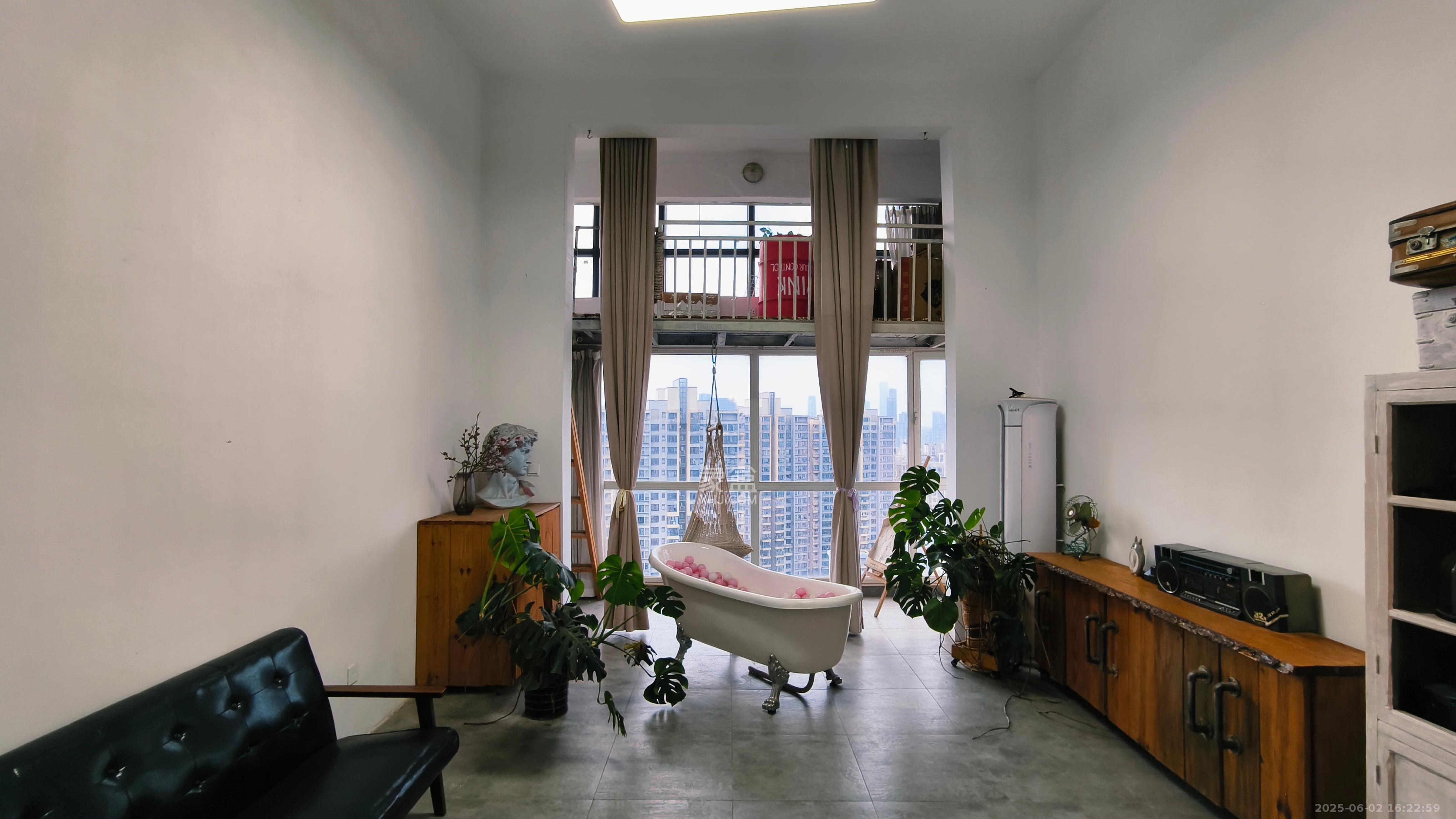 北辰三角洲E3区 4室2厅2卫 5000.0元/月 北辰三角洲E3区 4室2厅2卫 5000.0元/月室内图