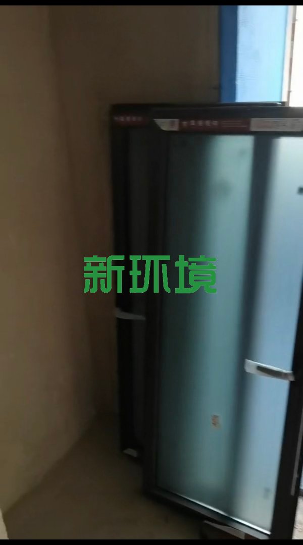唯独逸臣公园  3室2厅2卫   65.00万客厅