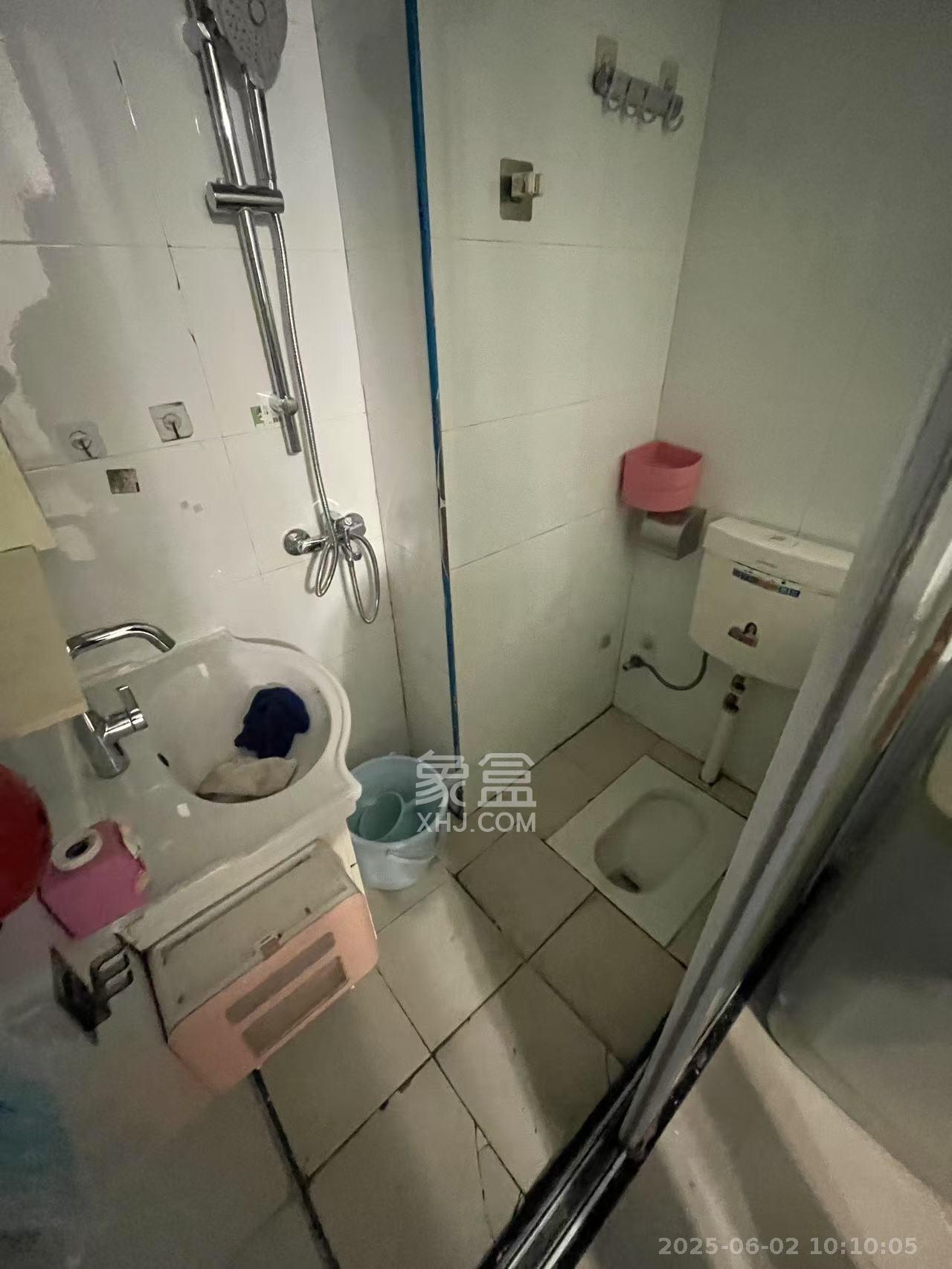 凯通国际城（凯通朝庭）  1室0厅1卫    1400.0元/月室内图