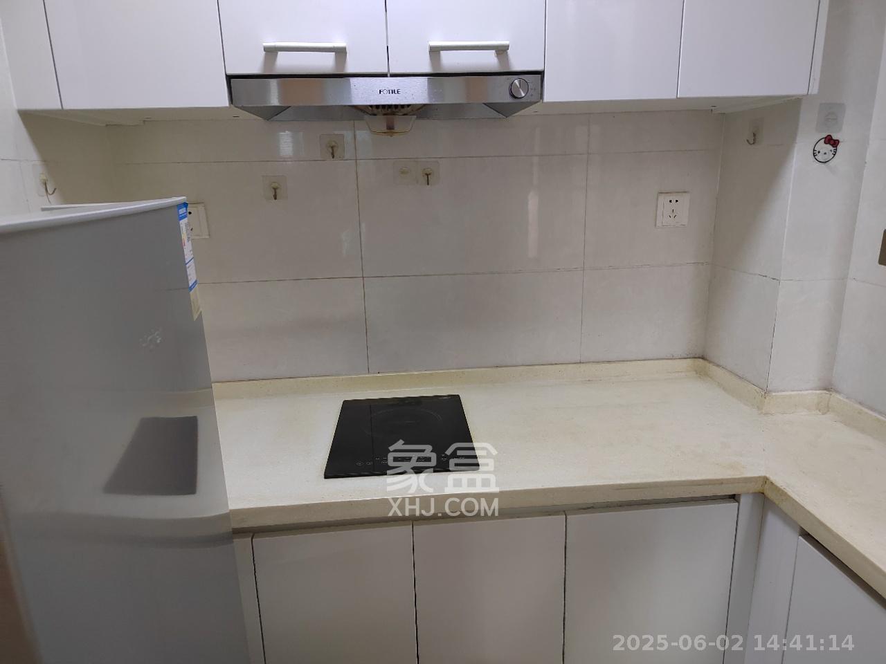 中海新城熙岸（中信新城五期）  1室1厅1卫   1500.00元/月室内图