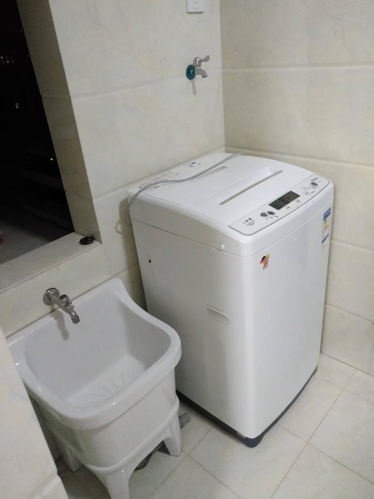 昌茂水木清华  3室2厅1卫    2800.0元/月 昌茂水木清华  3室2厅1卫    2800.0元/月室内图