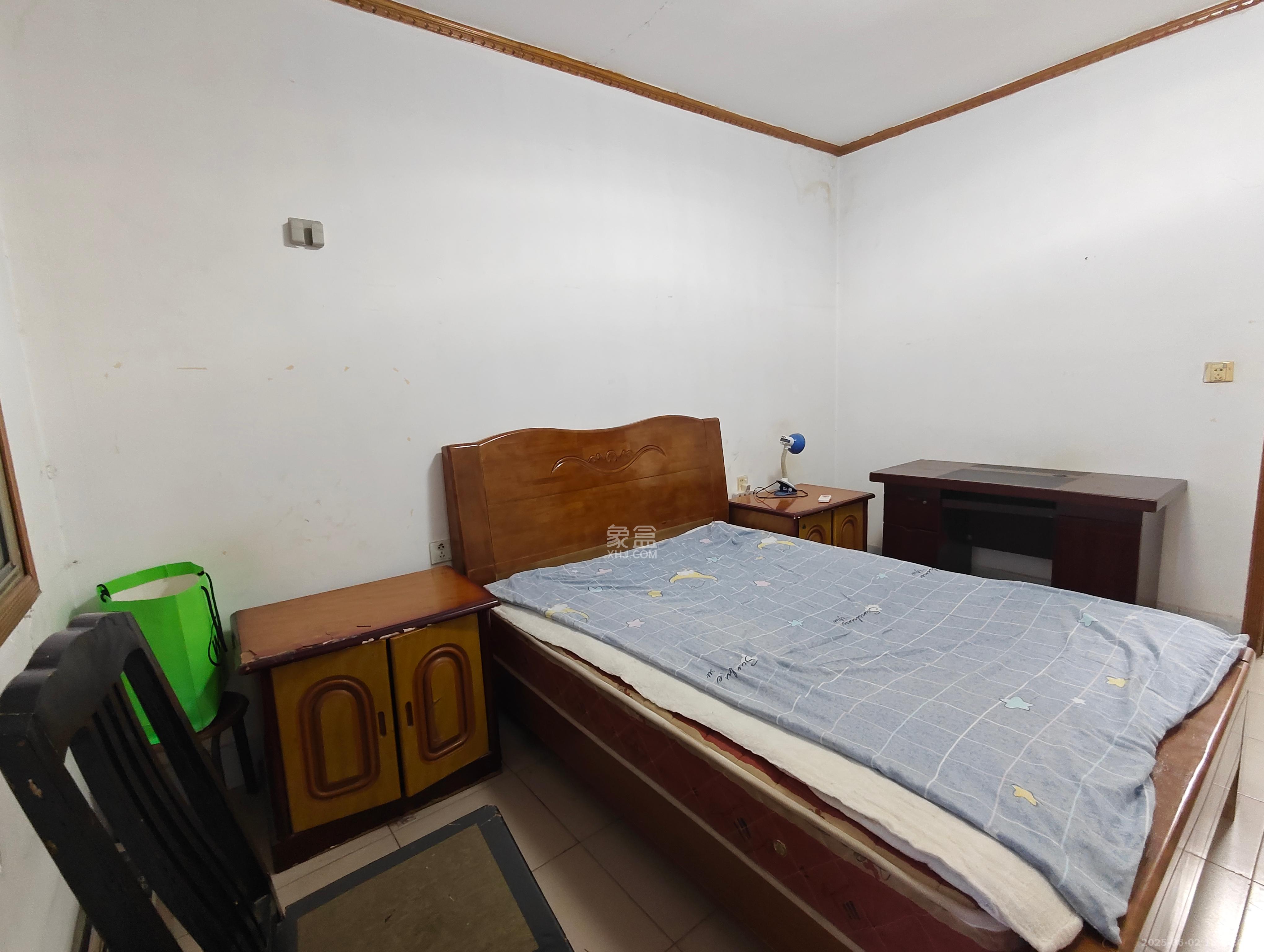 国庆新村 3室1厅1卫 1480.0元/月 国庆新村 3室1厅1卫 1480.0元/月室内图