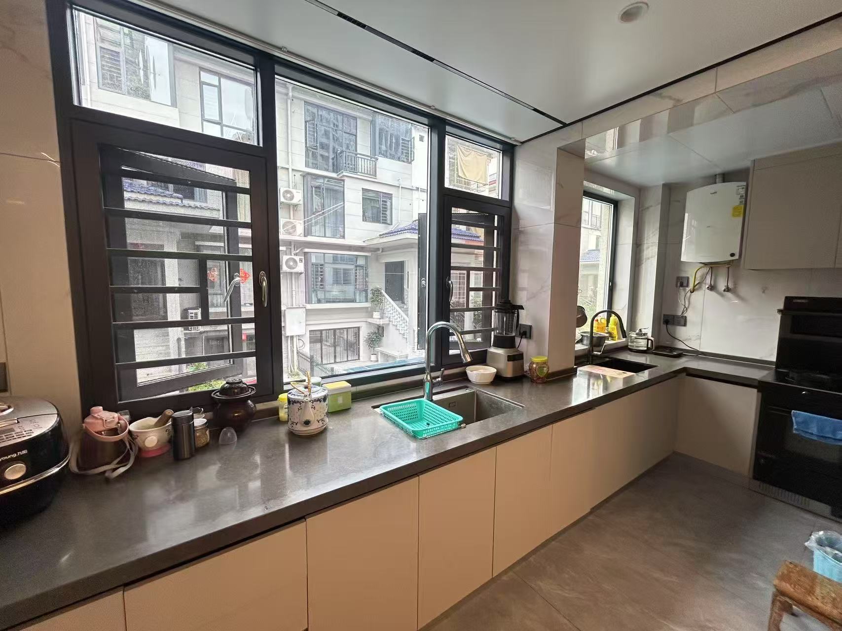 美墅馆魅力城 5室2厅4卫 258.0万 美墅馆魅力城 5室2厅4卫 258.0万室内图