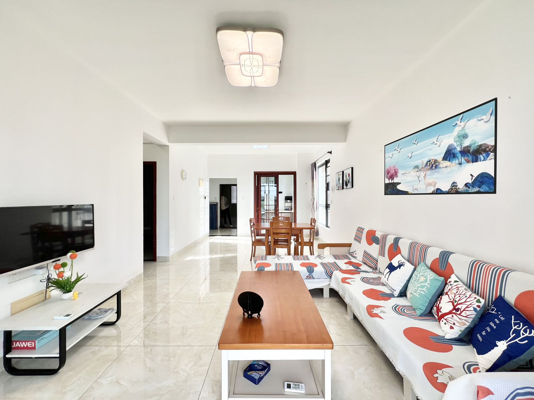 泰达天海国际  2室2厅1卫    3500.0元/月