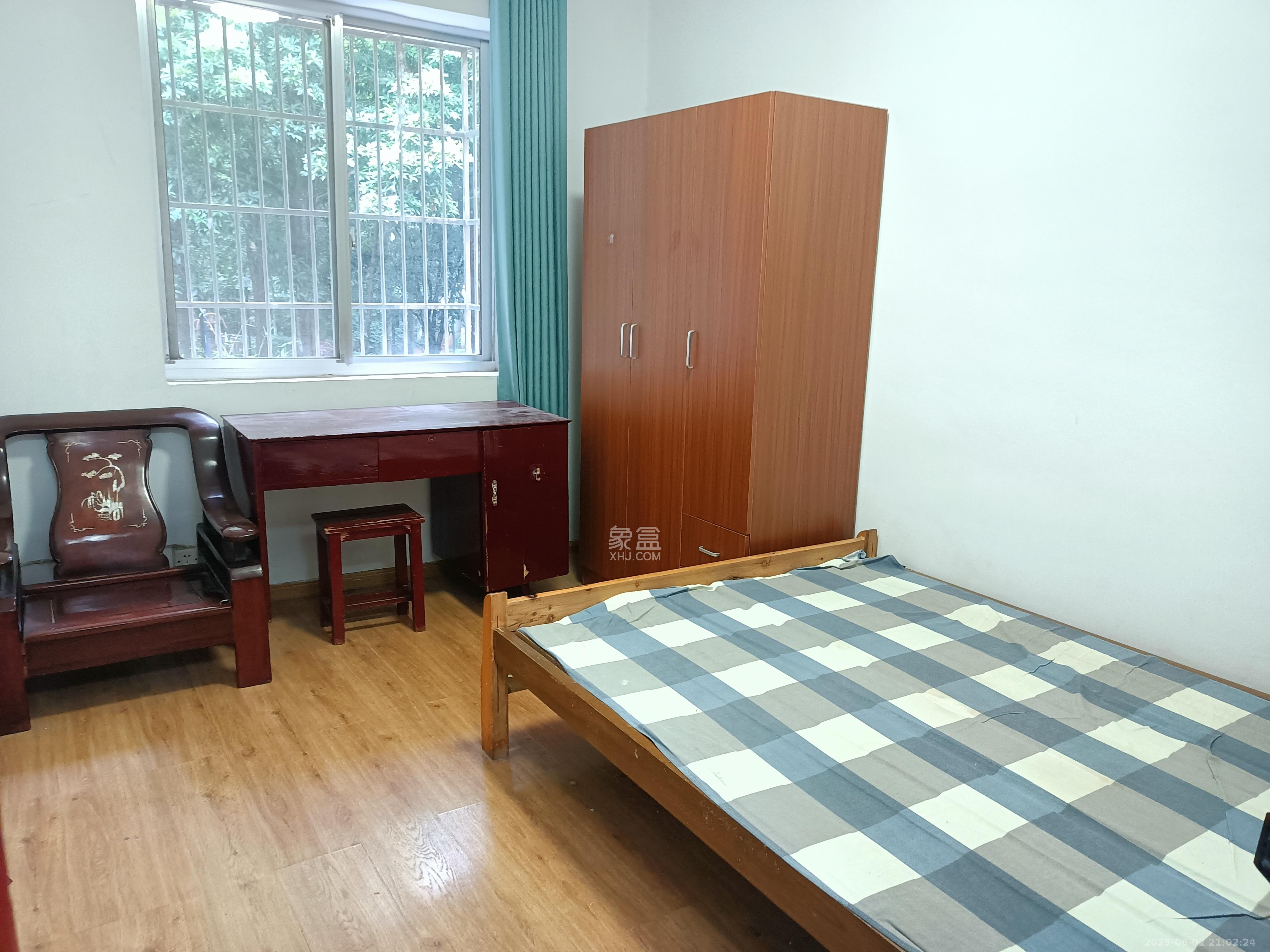 砂子塘社区  2室1厅1卫   1700.00元/月室内图