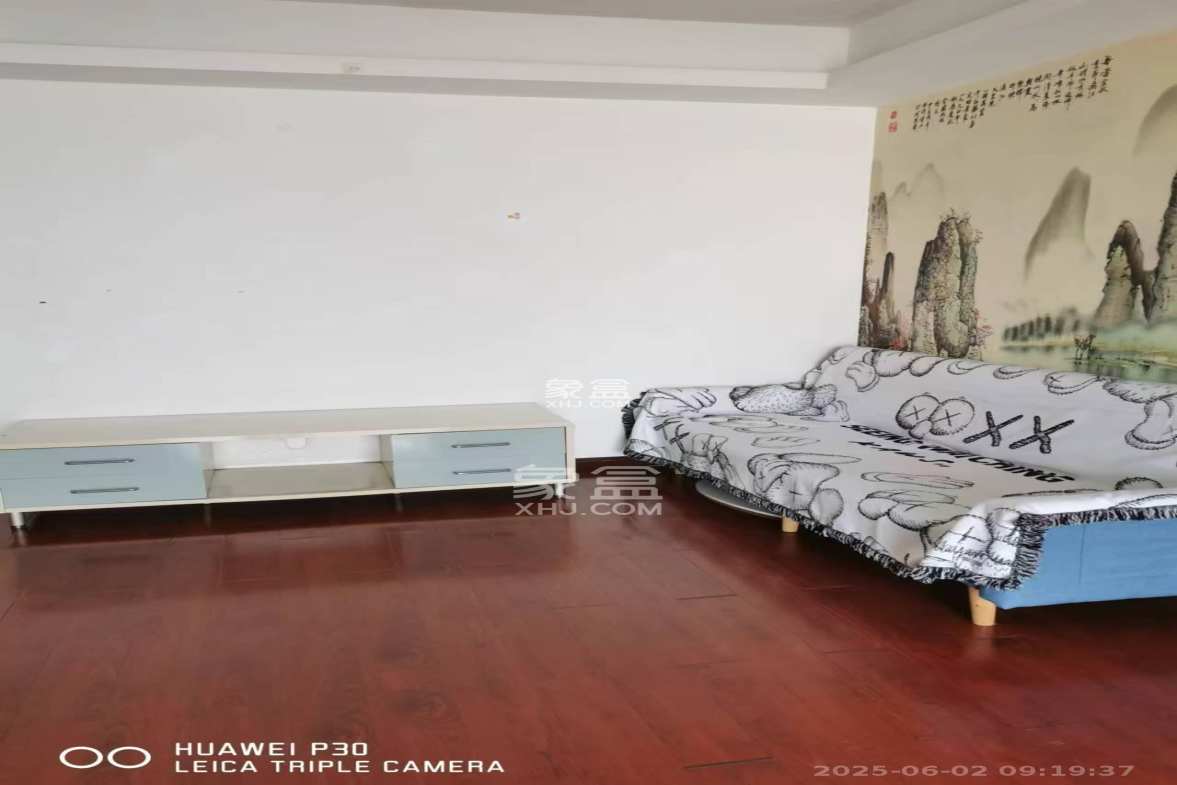 曙光领峰(曙光家园) 1室1厅1卫 2000.0元/月 曙光领峰(曙光家园) 1室1厅1卫 2000.0元/月室内图