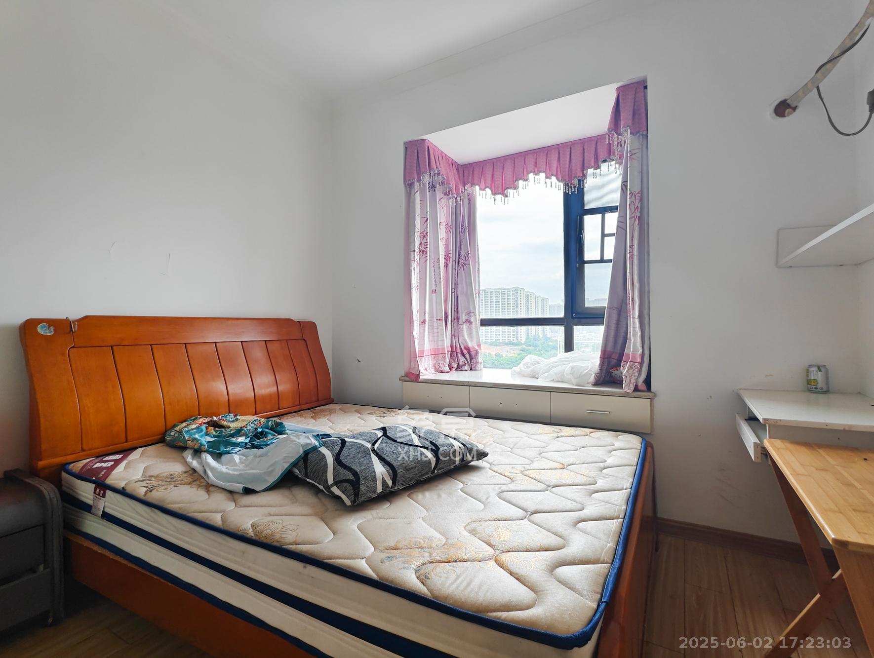 七里香榭 3室1厅1卫 68.0万 七里香榭 3室1厅1卫 68.0万卧室