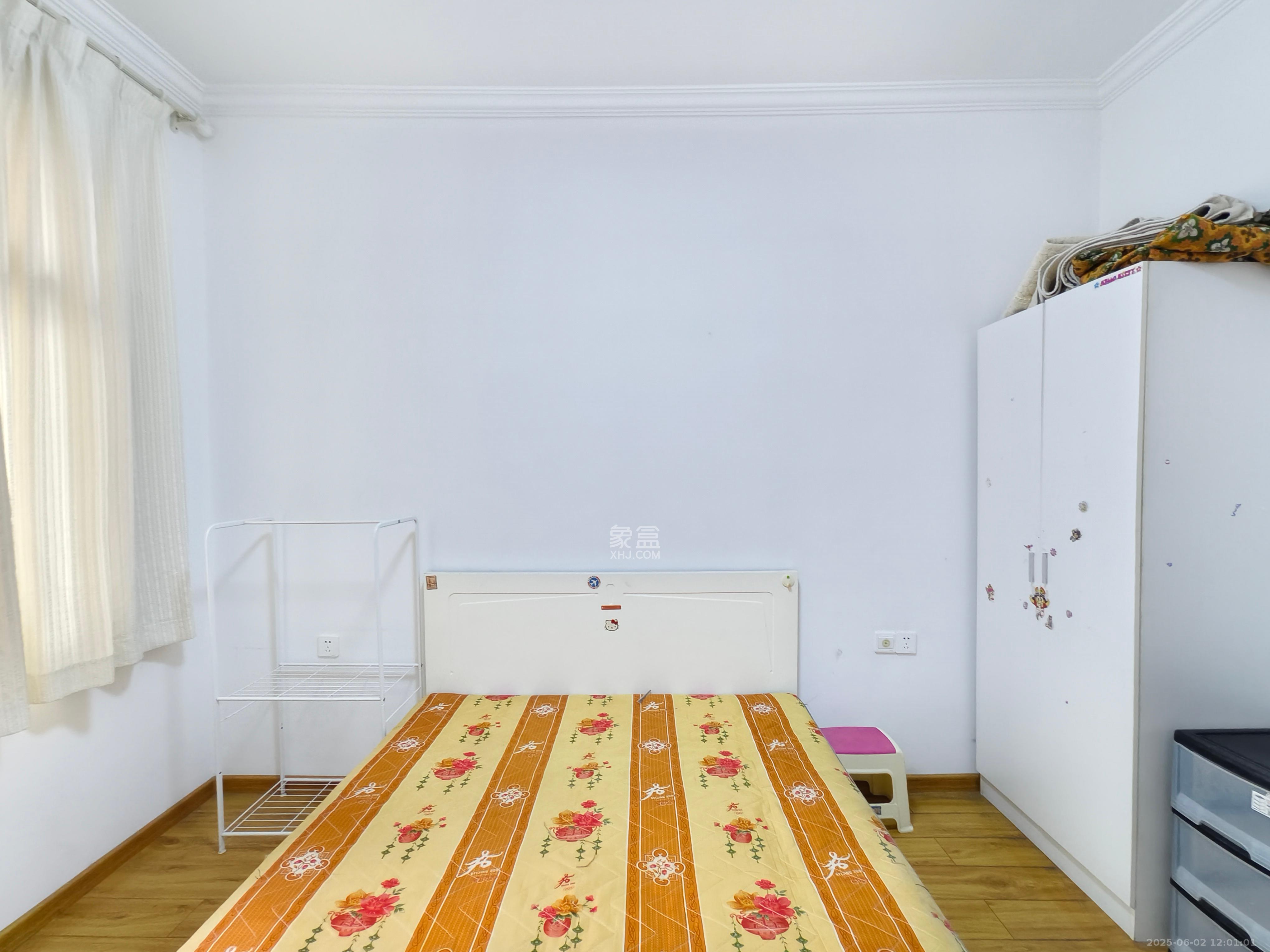 康桥长郡 4室2厅2卫 2400.0元/月 康桥长郡 4室2厅2卫 2400.0元/月室内图