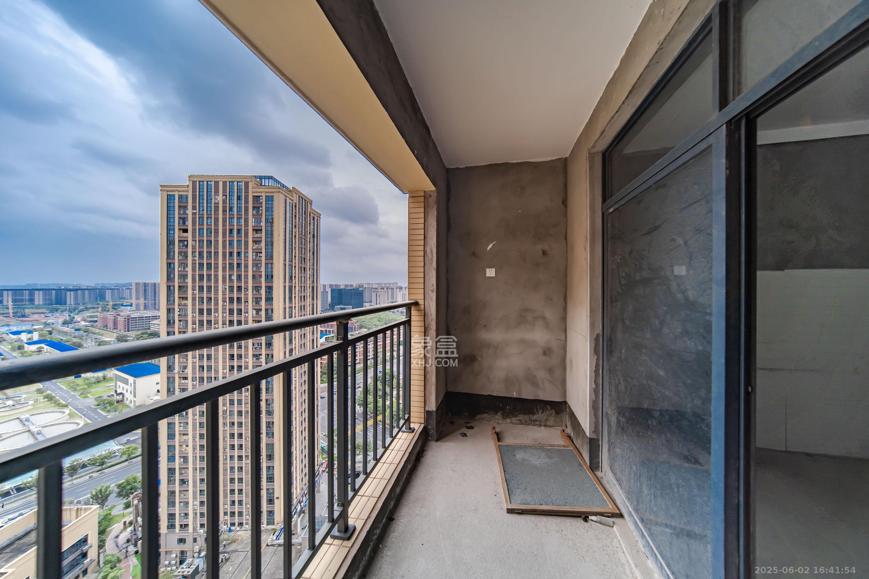 湘熙水郡(观澜海赋家园) 3室1厅1卫 100.0万 湘熙水郡(观澜海赋家园) 3室1厅1卫 100.0万阳台