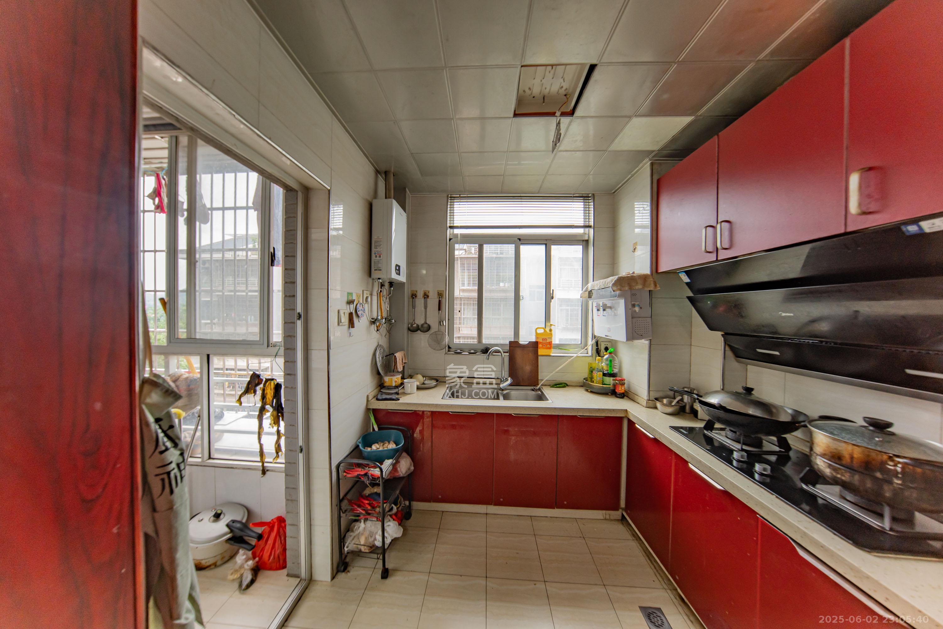 锑都家园  3室2厅2卫    52.0万 锑都家园  3室2厅2卫    52.0万厨房