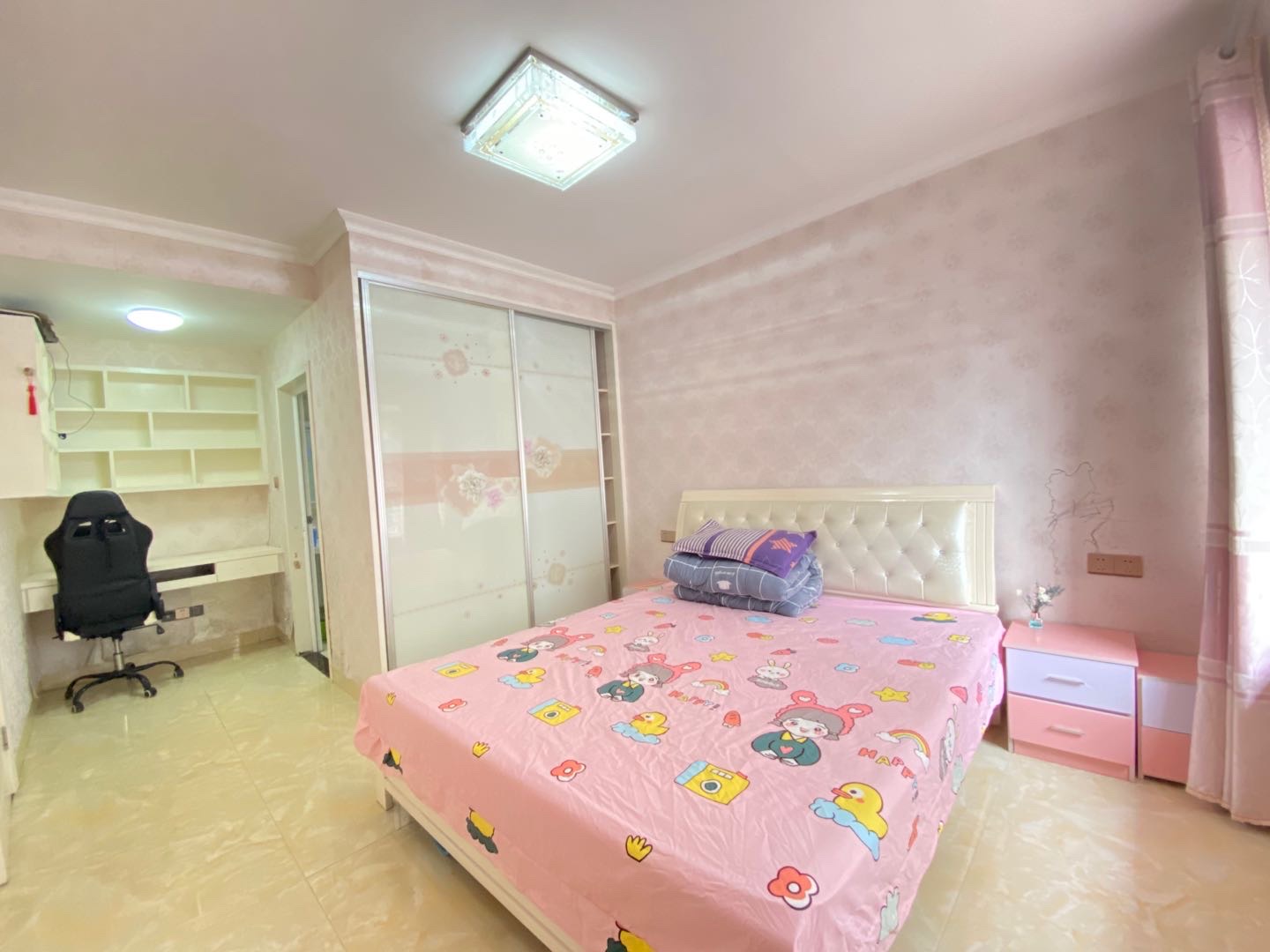 宇元万向城 3室0厅0卫 2500.0元/月 宇元万向城 3室0厅0卫 2500.0元/月室内图