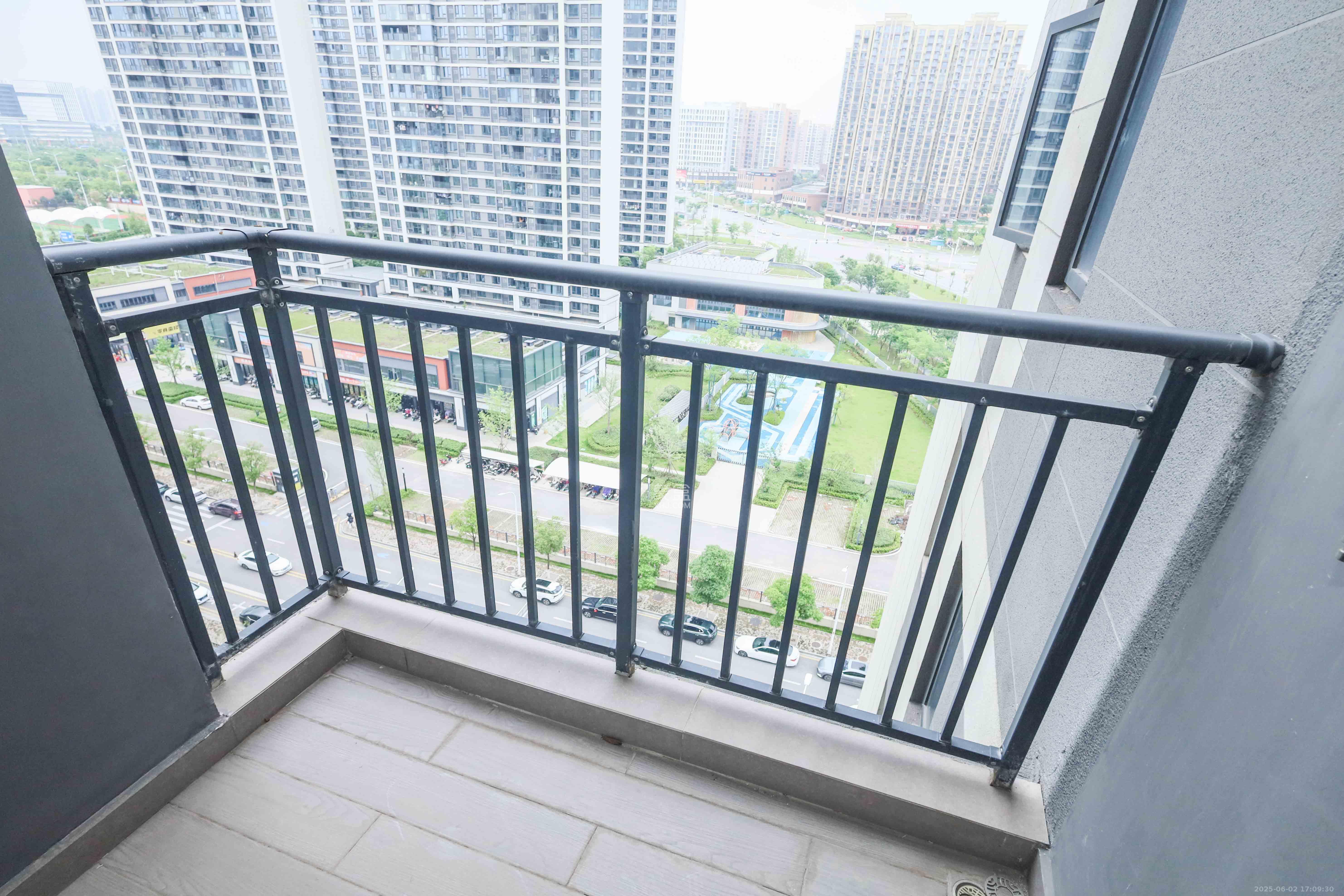 中海麓山境北区  4室2厅2卫    178.0万 中海麓山境北区  4室2厅2卫    178.0万阳台