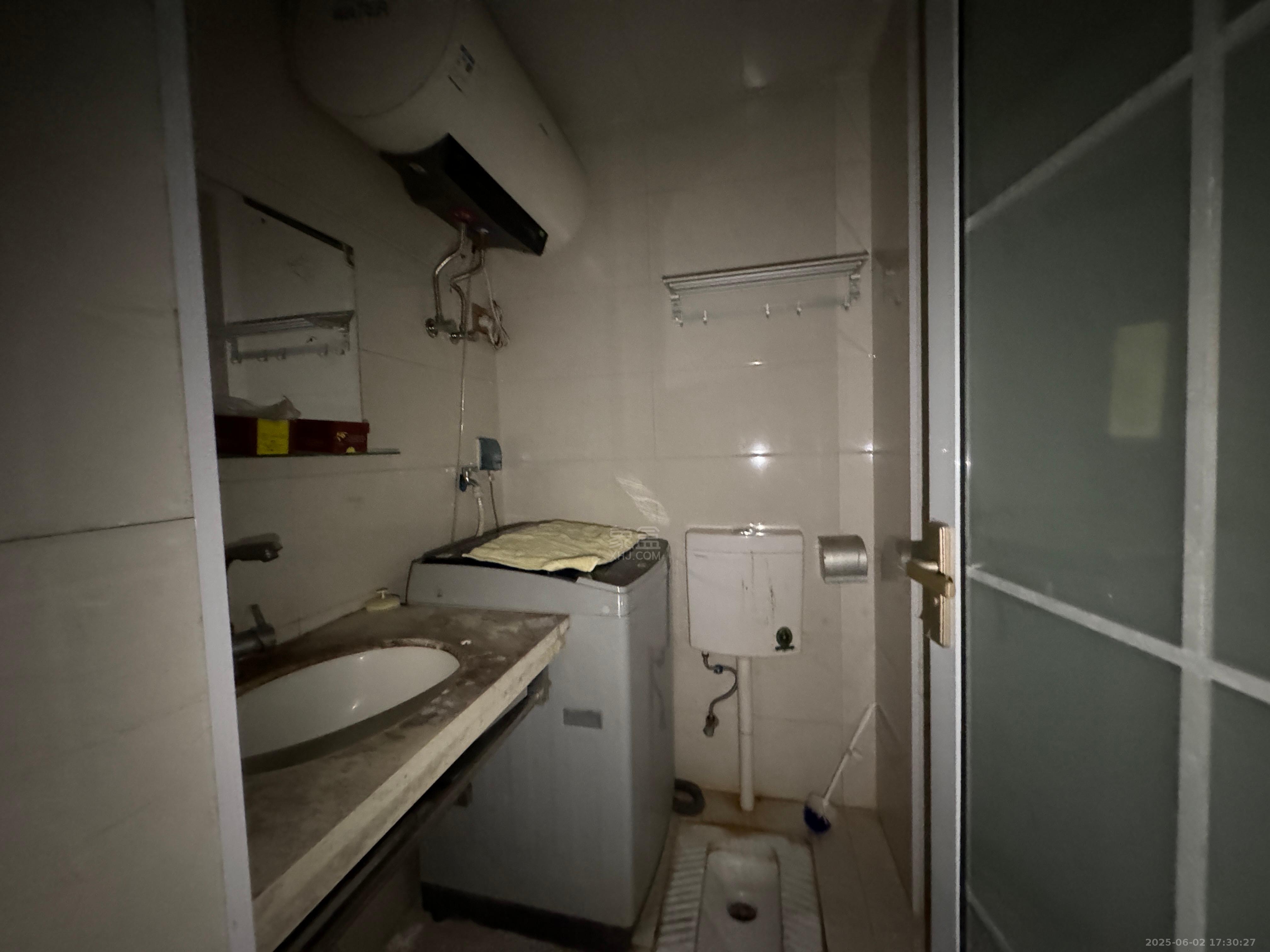 金质颐园 1室1厅1卫 1000.0元/月 金质颐园 1室1厅1卫 1000.0元/月室内图