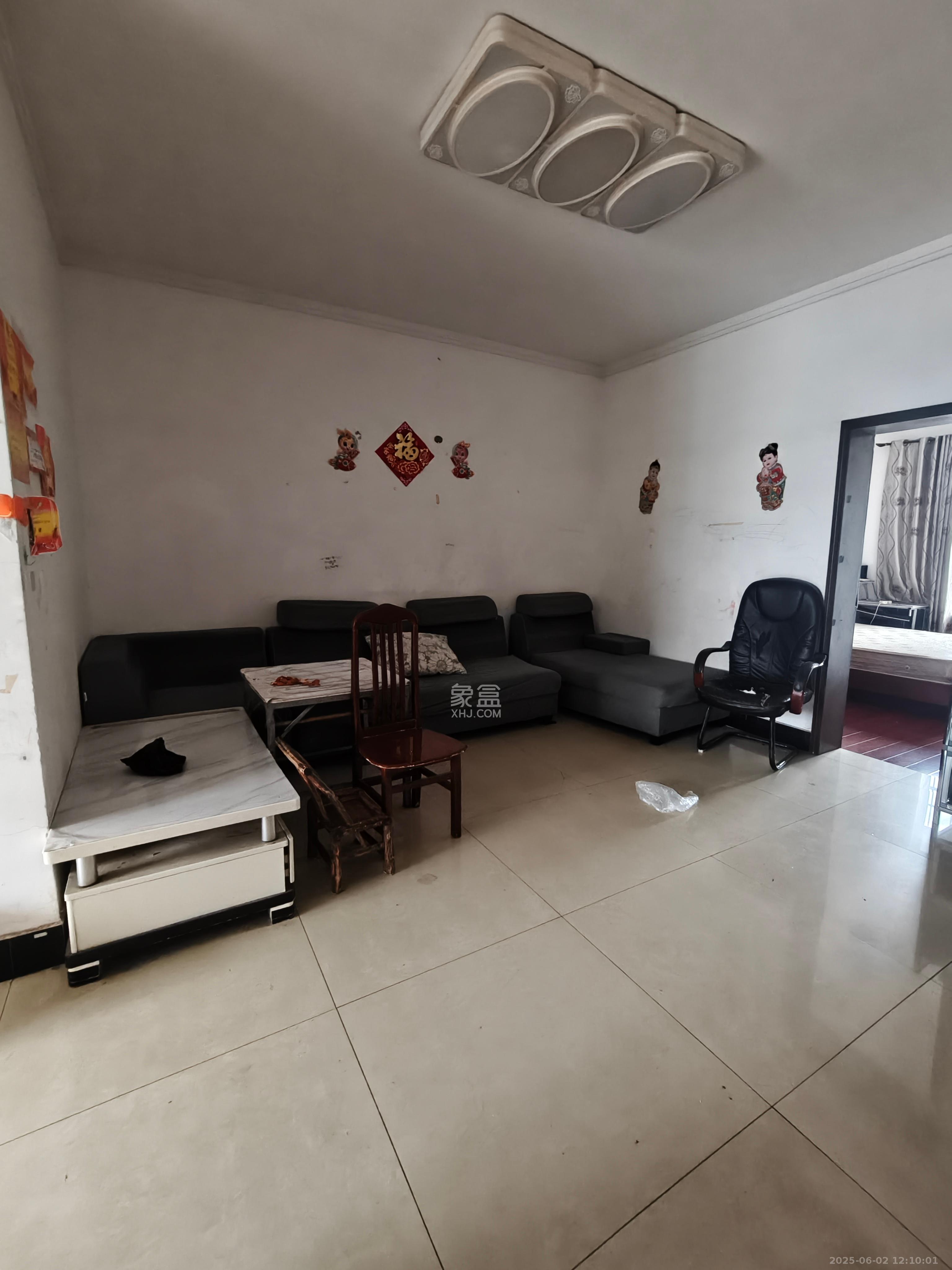 中南汽车世界 2室1厅1卫 900.0元/月 中南汽车世界 2室1厅1卫 900.0元/月室内图