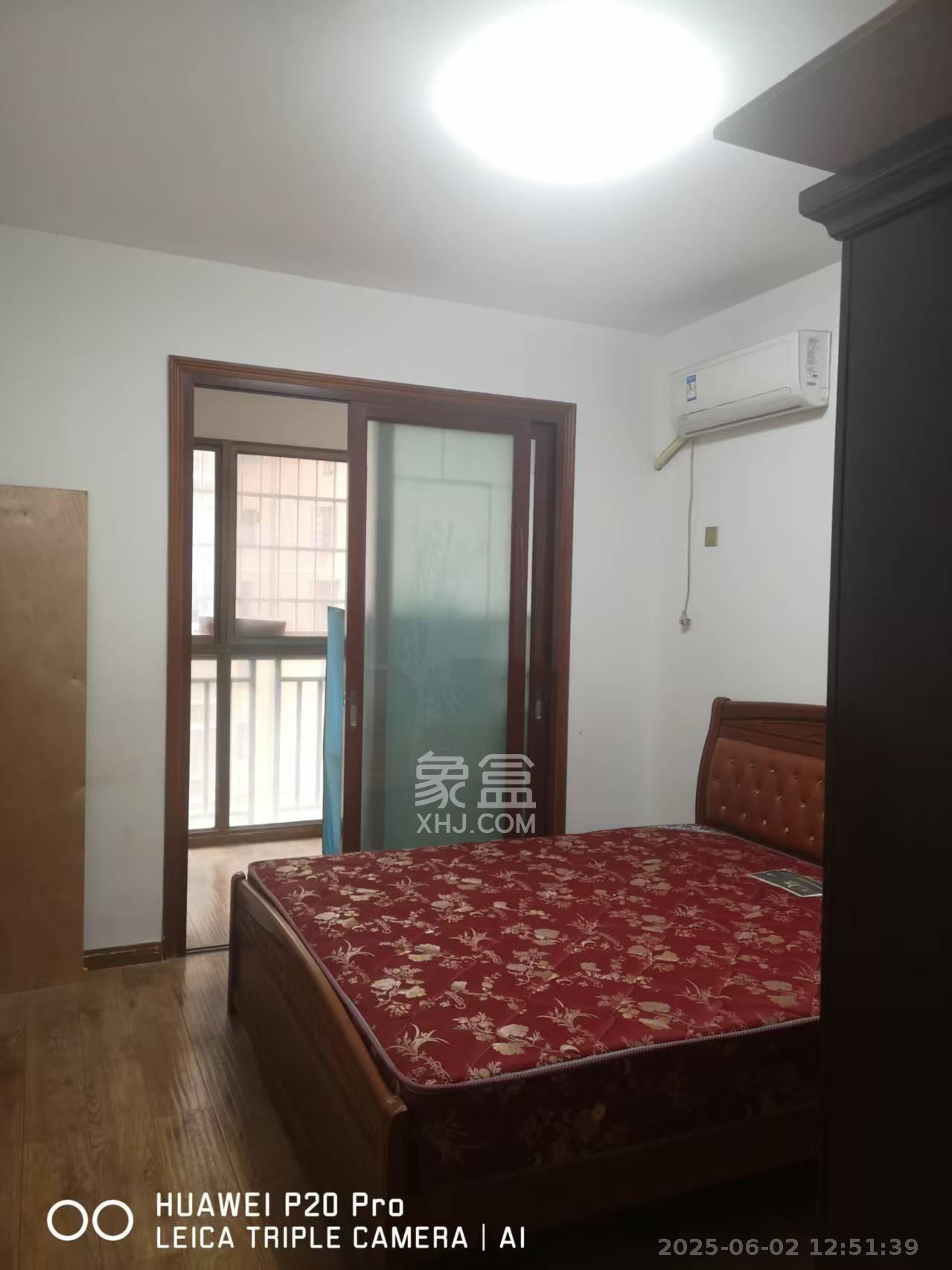 蟠龙欣苑 3室2厅2卫 2000.0元/月 蟠龙欣苑 3室2厅2卫 2000.0元/月室内图